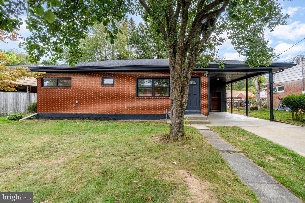 Photo of 3797 Chestnut Street, CAMP HILL, PA 17011 (MLS # PACB2049328)