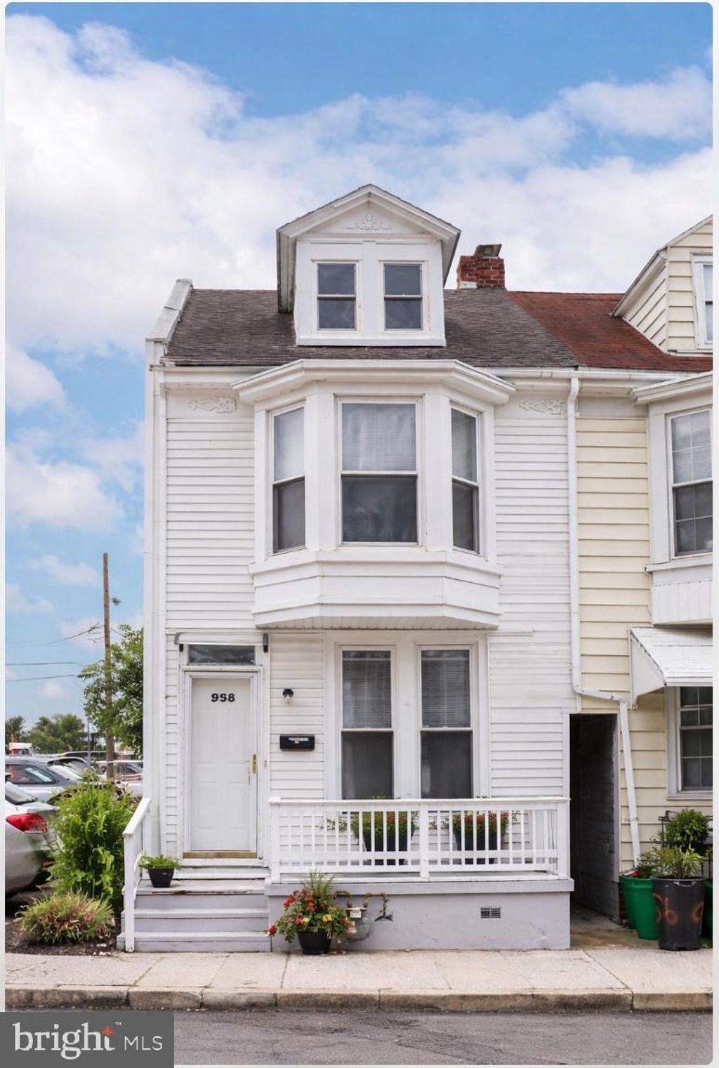 Photo of 958 E Princess Street, YORK, PA 17403 (MLS # PAYK2096790)