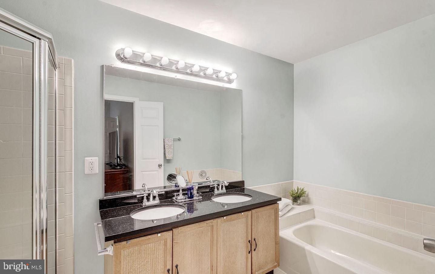 OLDE OAK RIDGE - Residential Lease