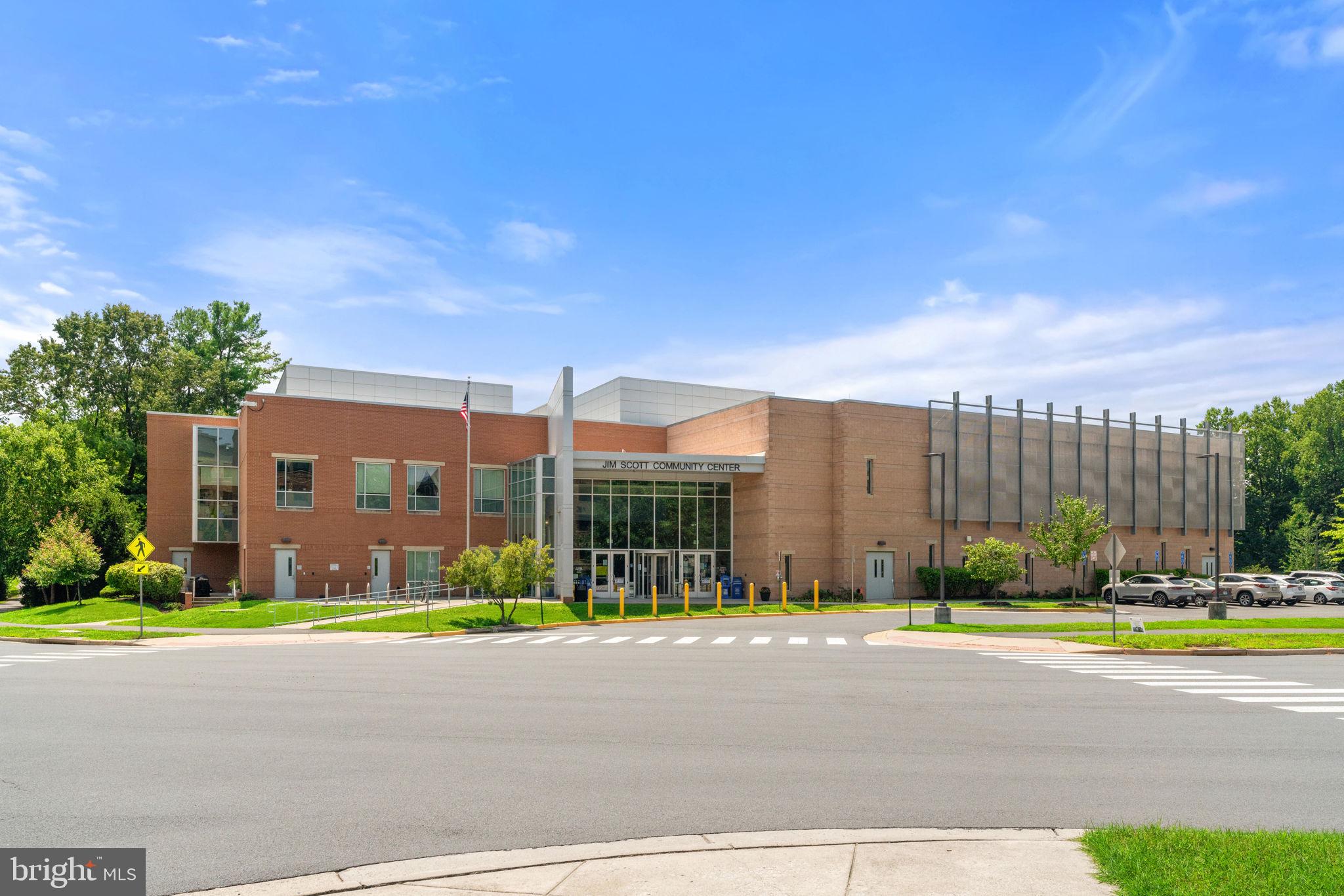 FLATS AT METROWEST - Residential