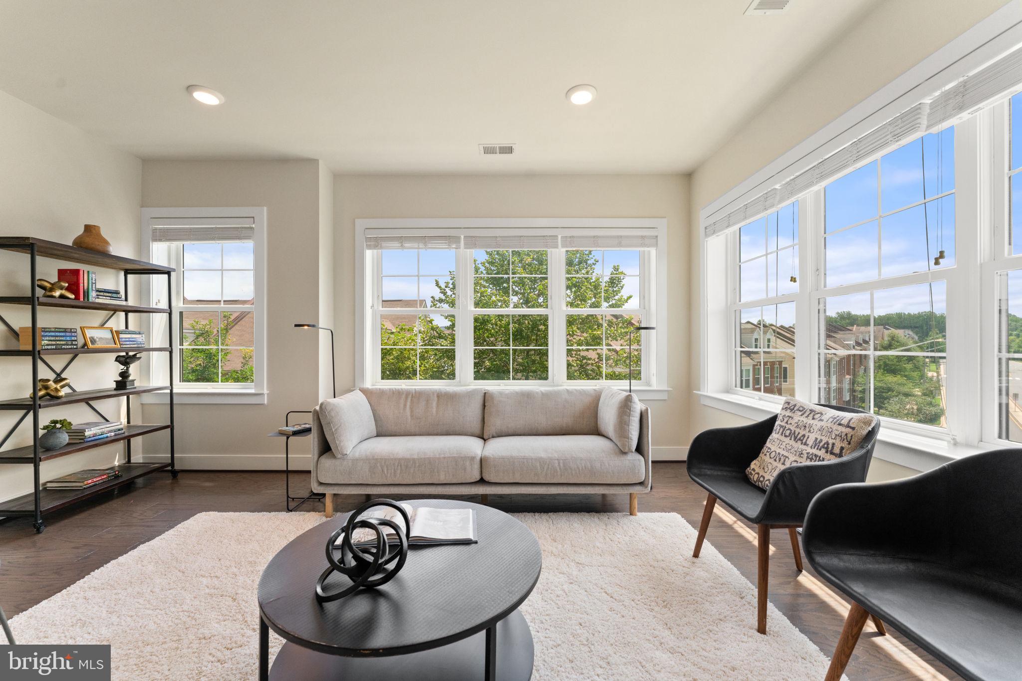 FLATS AT METROWEST - Residential