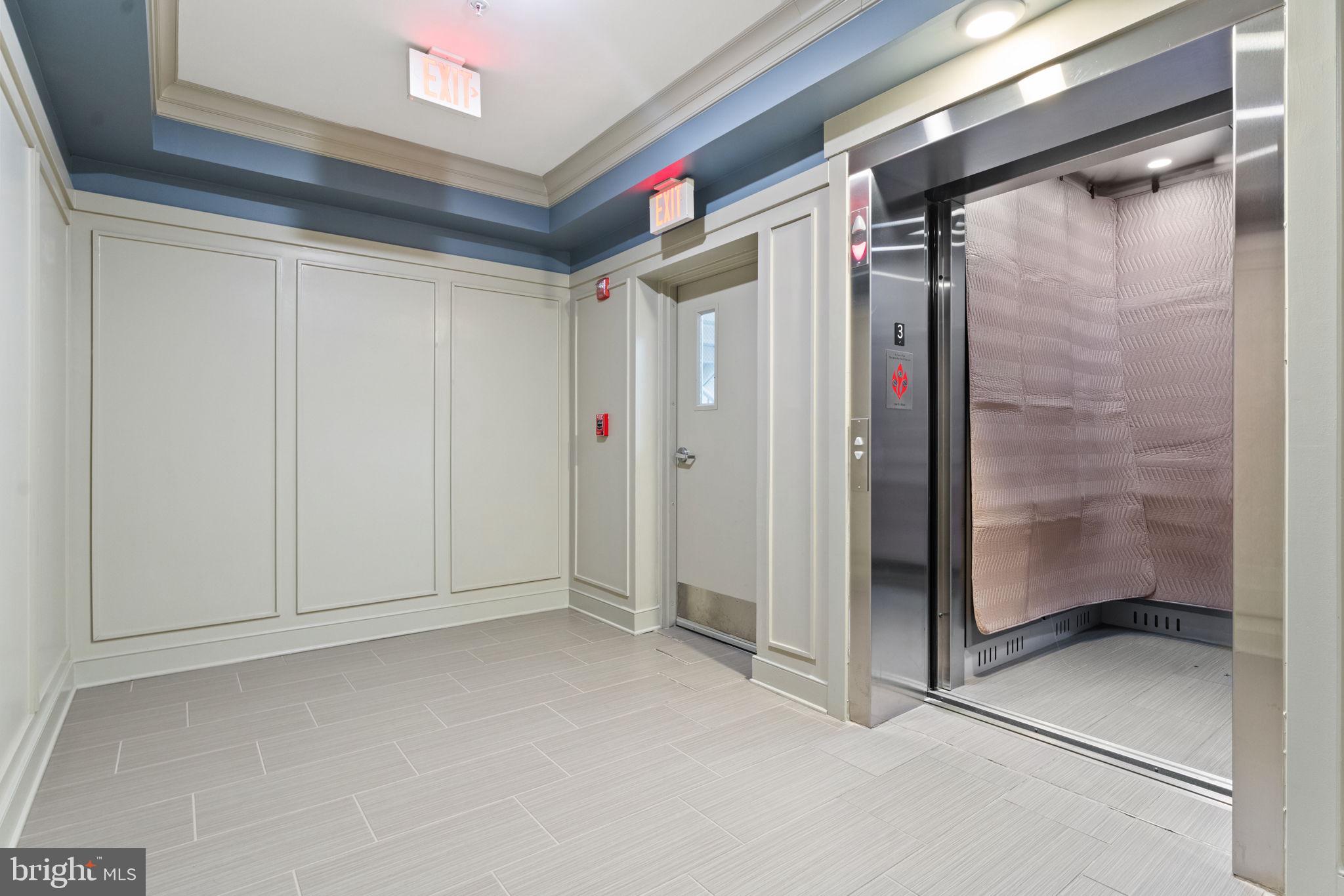 FLATS AT METROWEST - Residential