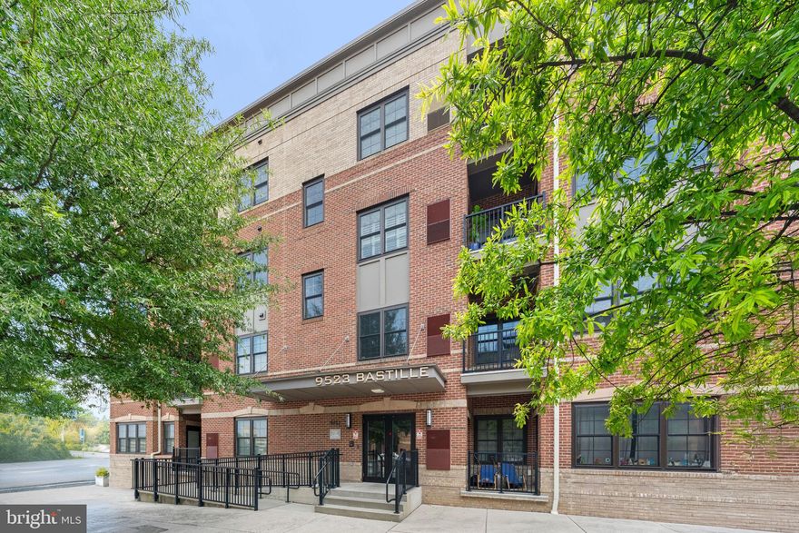 Welcome to The Flats at Metrowest!!, a luxury condo ideal for commuters.... just 0.2 miles or 6-minute walk to Vienna Metro! The spacious corner location is large (1,658 sq.ft.) and flooded with light from oversized windows in all rooms. Freshly painted throughout, the open plan features wide plank wood floors, crown molding, 9' ceilings and a chef's kitchen with upgrade cabinets, marble "subway style tile" backsplash, pantry closet, SS appliances and granite counters. Designed to provide maximum privacy for each, the bedrooms are located on either side of the living area. The primary suite is carpeted and has a true luxury bath + 2 oversized walk-in closets. The secondary bedroom has new carpet, a large walk-in closet and access to a full bath. A full-size front load washer and dryer are in a double doored closet off the main foyer/entrance hall. Residents can enjoy the many parks and trails nearby + The Jim Scott Rec Center across the street. For shopping, dining and nightlife, The Mosaic District, Fairfax City, Vienna and Tysons are just a few miles away.