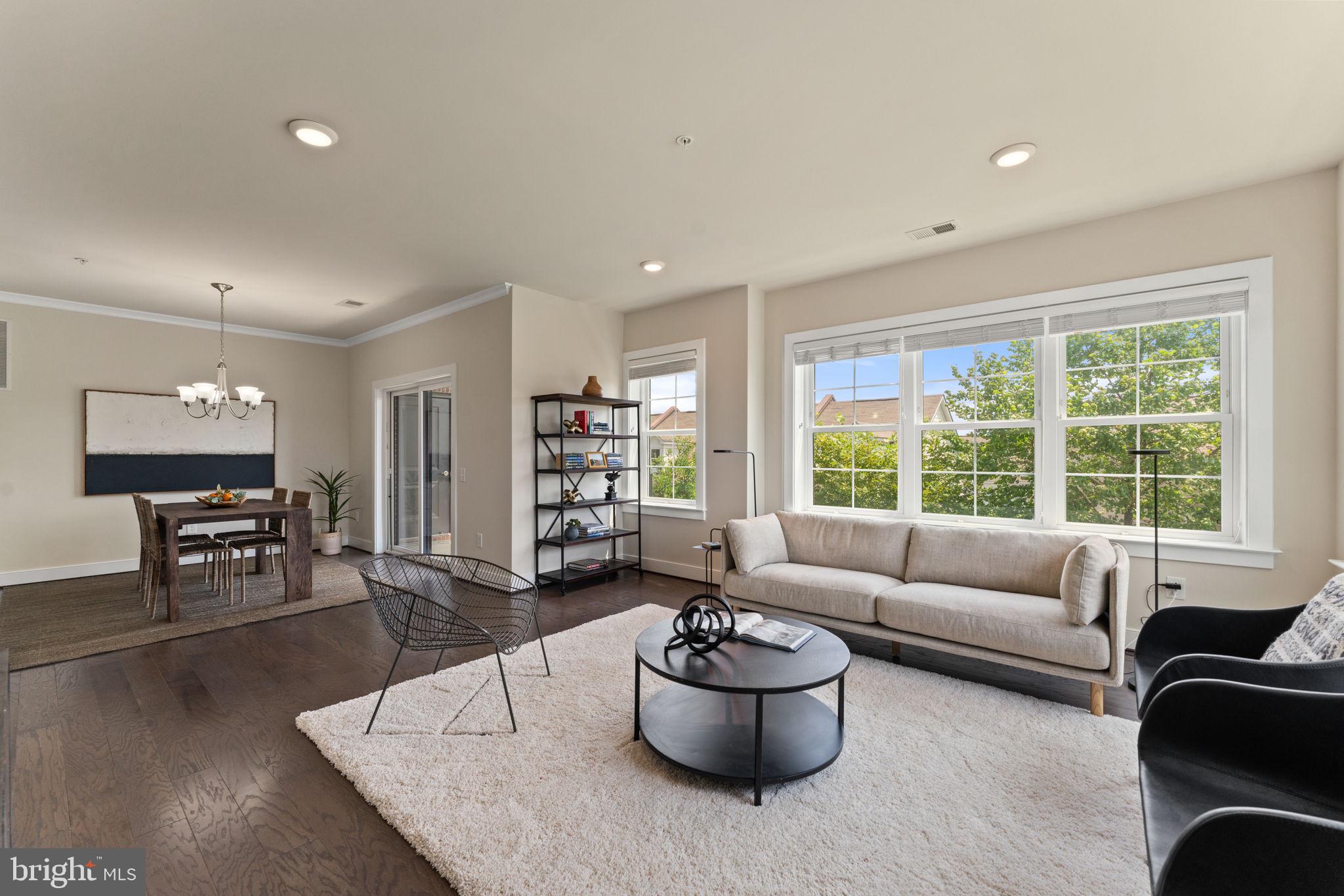 FLATS AT METROWEST - Residential