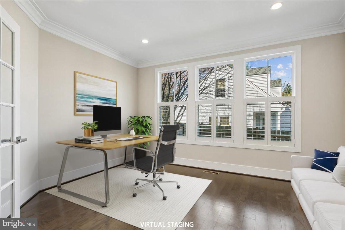 WEST MC LEAN - Residential