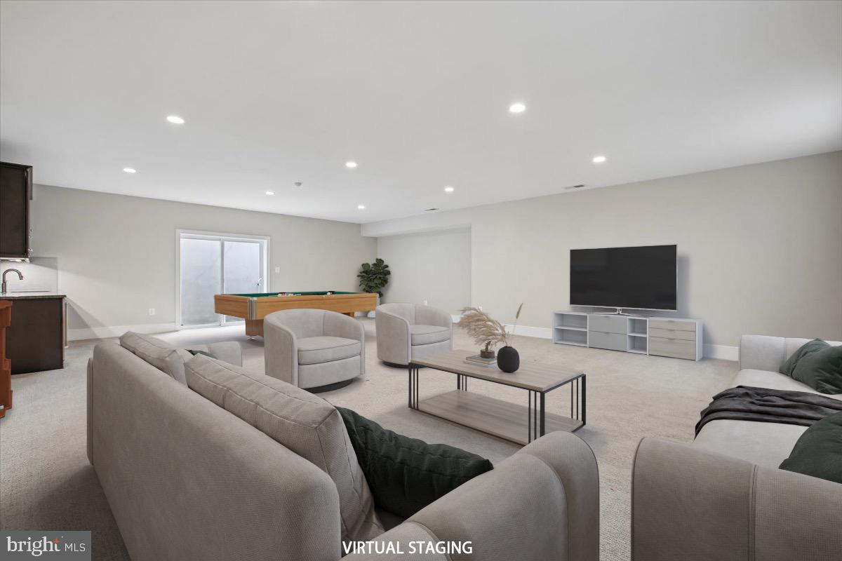 WEST MC LEAN - Residential