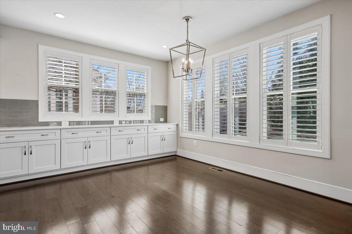 WEST MC LEAN - Residential