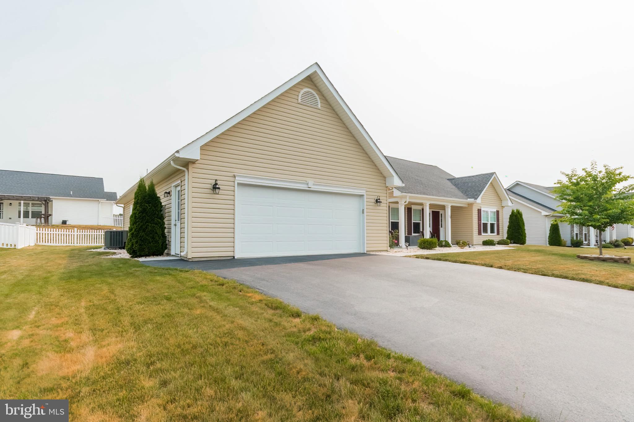 BRIDLE CREEK - Residential