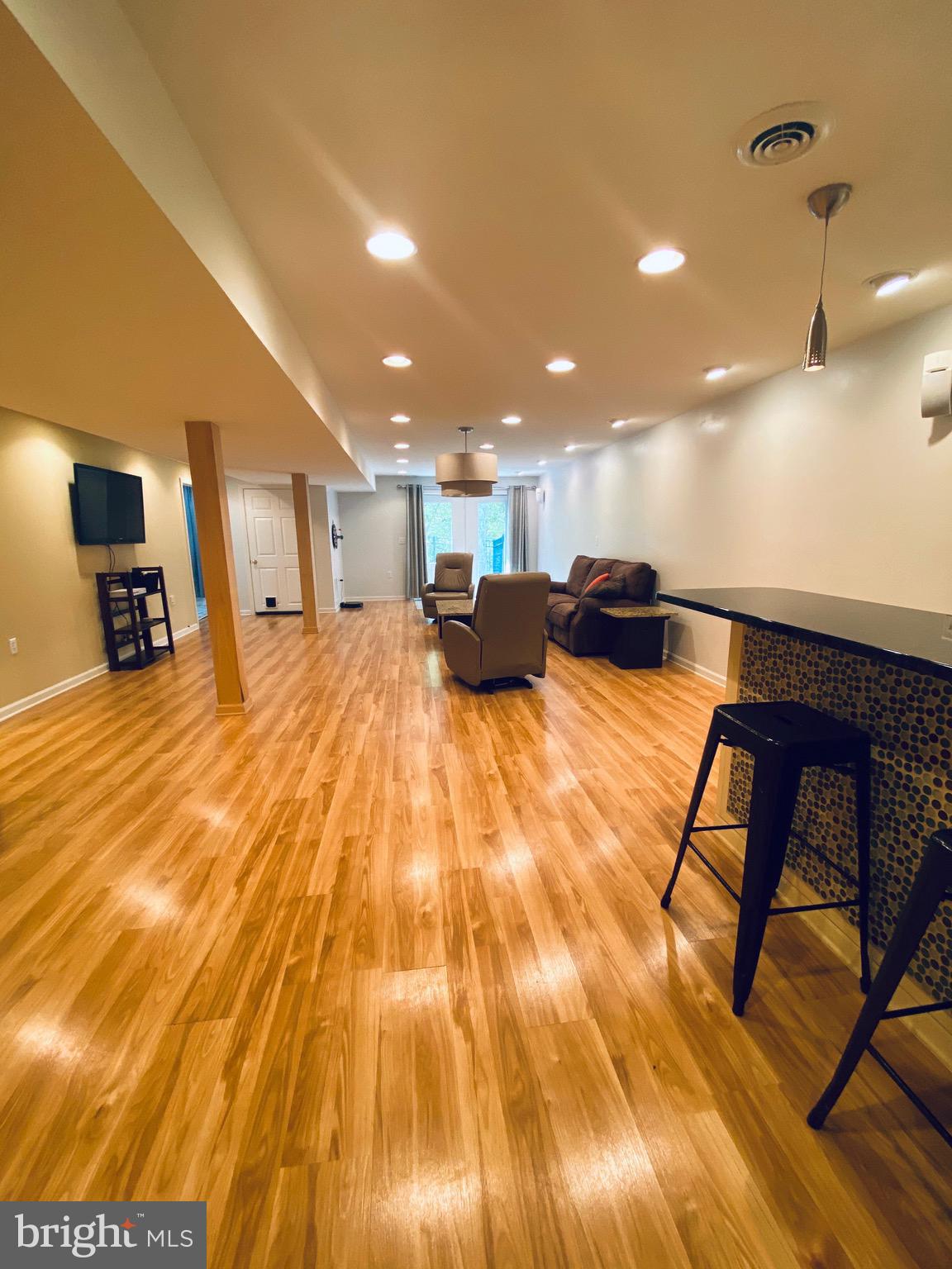 LAKEWOOD - Residential