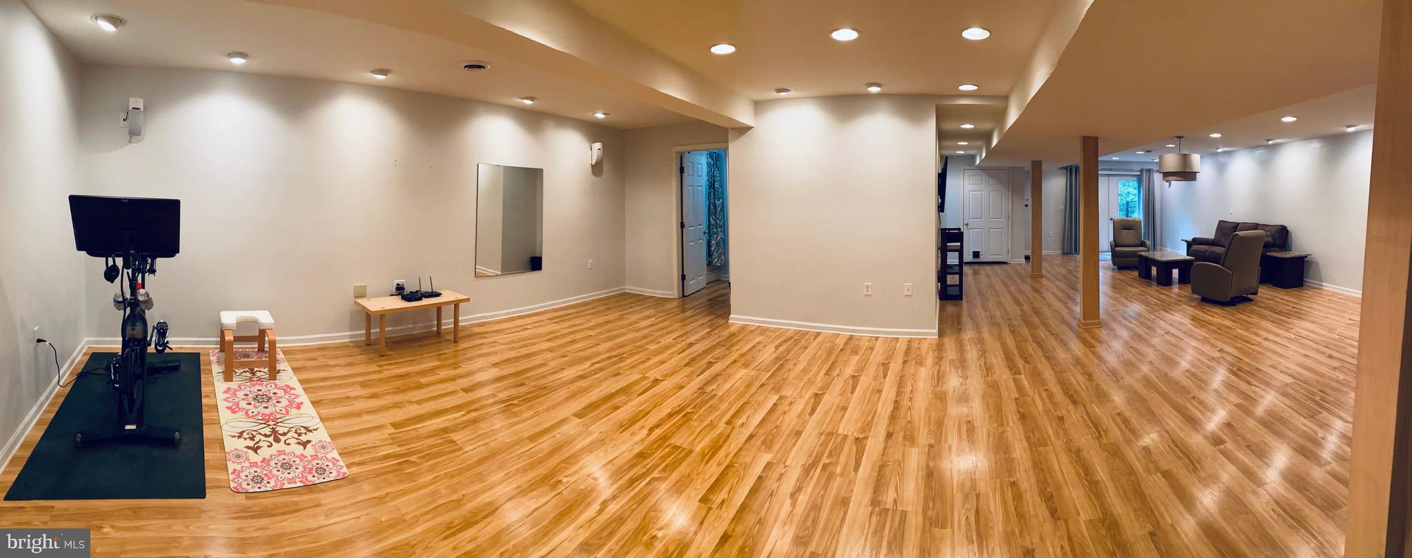 LAKEWOOD - Residential