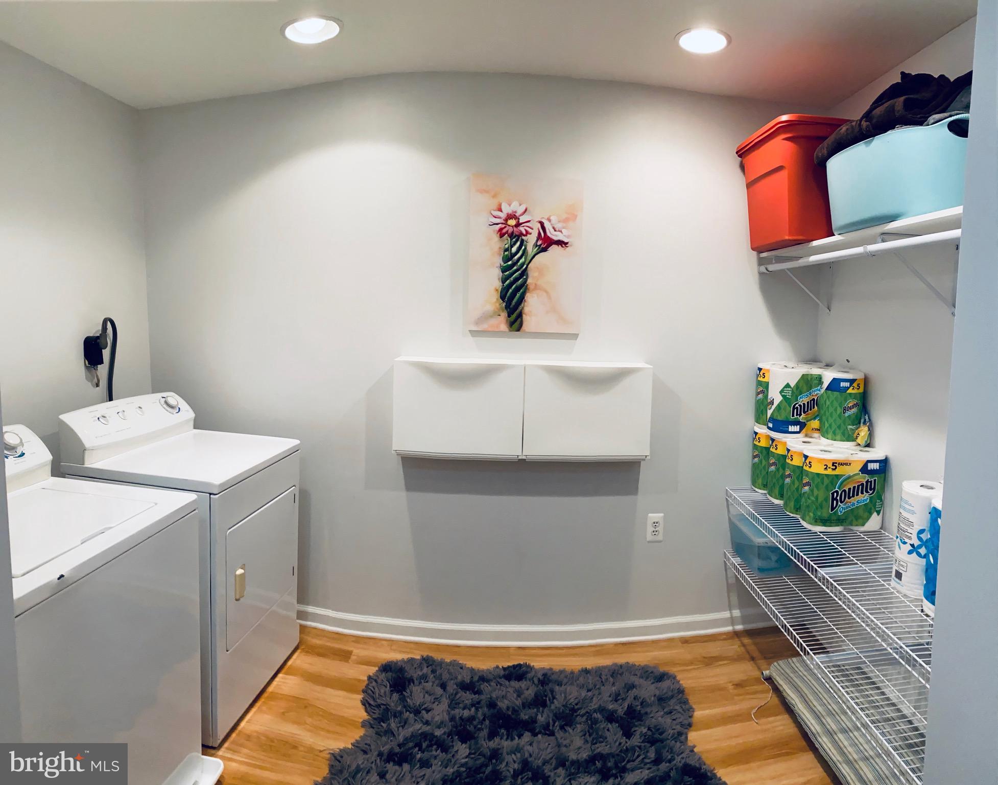 LAKEWOOD - Residential