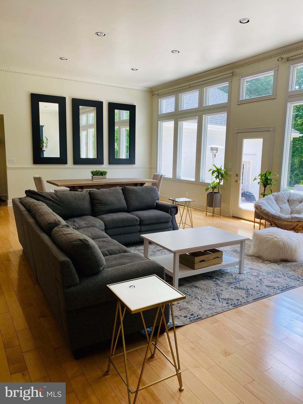 LAKEWOOD - Residential