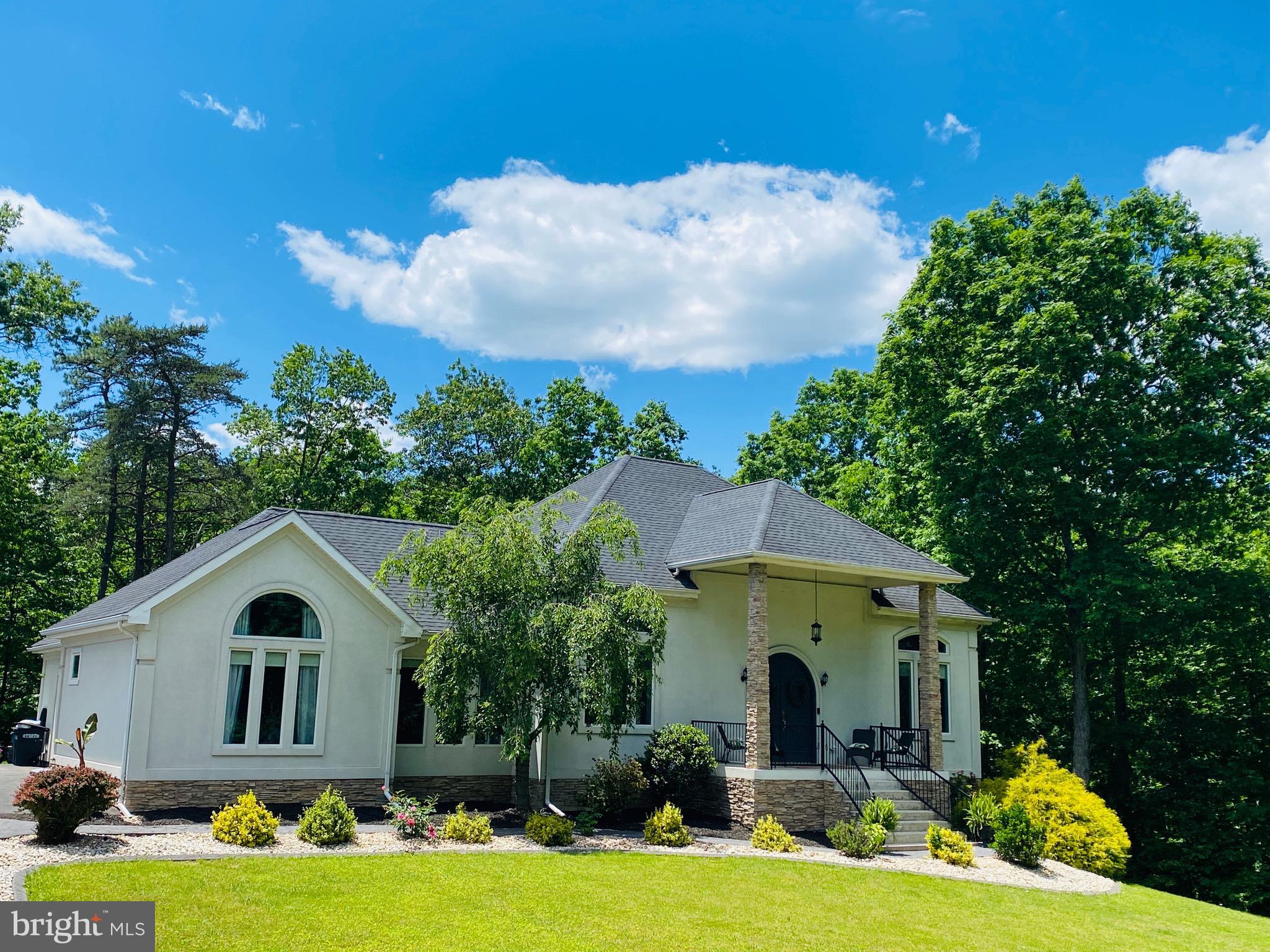 LAKEWOOD - Residential