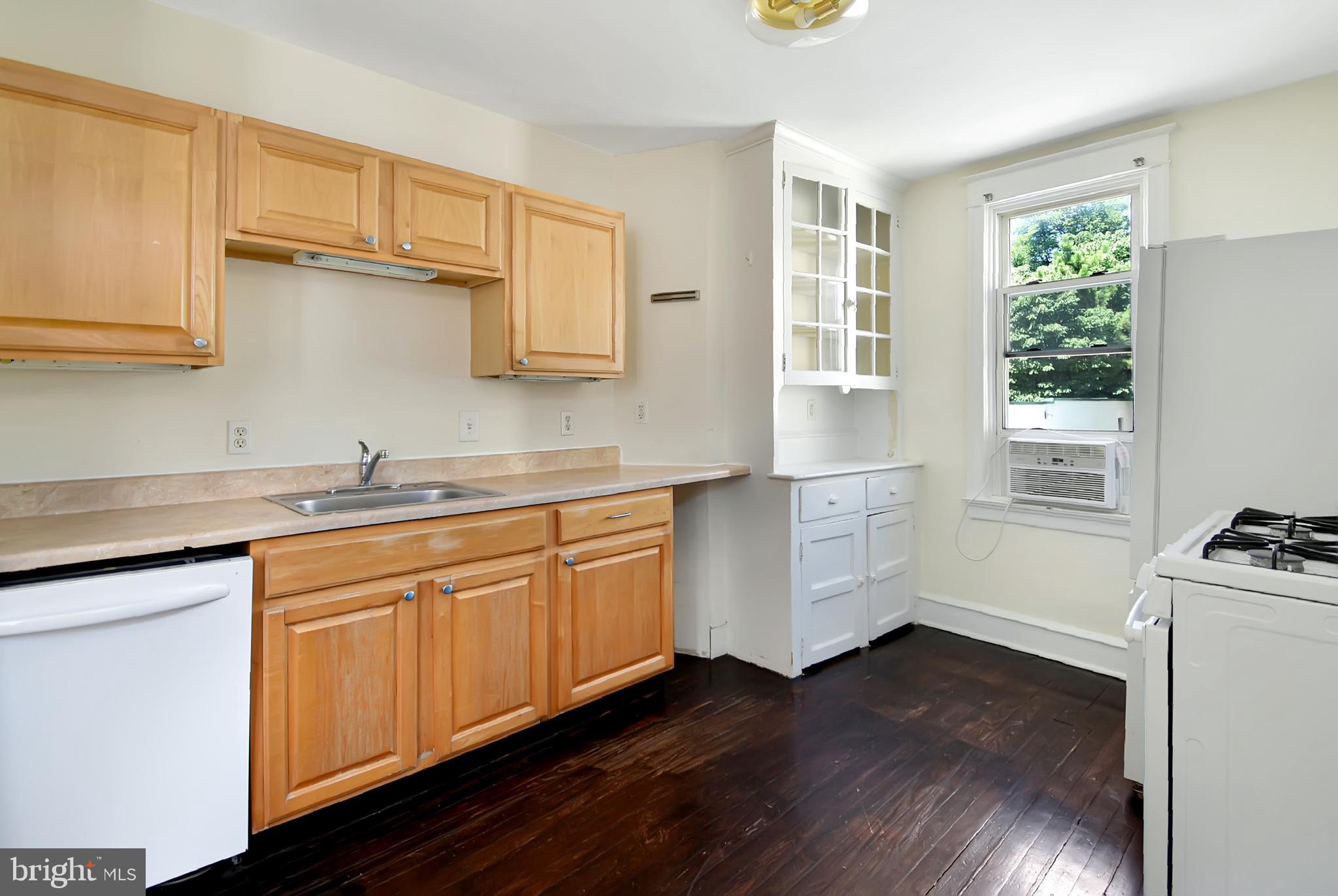 Near the intersection of Eagle and Darby Roads, you'll find the area's most affordable apartment rental. 16 steps above the brand new Wildflower Collective is this 2 bedroom 1 bath gem with original hardwood flooring covering most of the space, and painted in neutral colors. In the front of the apartment facing E Eagle Rd is a large living room with four windows and ceiling fan, two similarly sized bedrooms, and a full bath with tub/shower combo. Towards the back of the apartment is a kitchen with refrigerator, and gas stove, plus a dining area. Rear door off of the kitchen with access to an alleyway. No onsite parking available, but paid or permit parking may be available through the township in the lot next door at the Oakmont Shopping District parking lot. This is strictly a no-smoking, apartment that is available immediately with a minimum one year lease, tenant is responsible for gas/electric. No dogs, cats ok. $49.99 application fee per applicant over 18 years old for credit/criminal/eviction check, and first/last/security due at lease signing. Prospective tenants are welcome to apply anytime on RentSpree, contact agent for link. OPEN HOUSE SATURDAY, SEPTEMBER 13TH FROM 1030AM TO 1130AM.