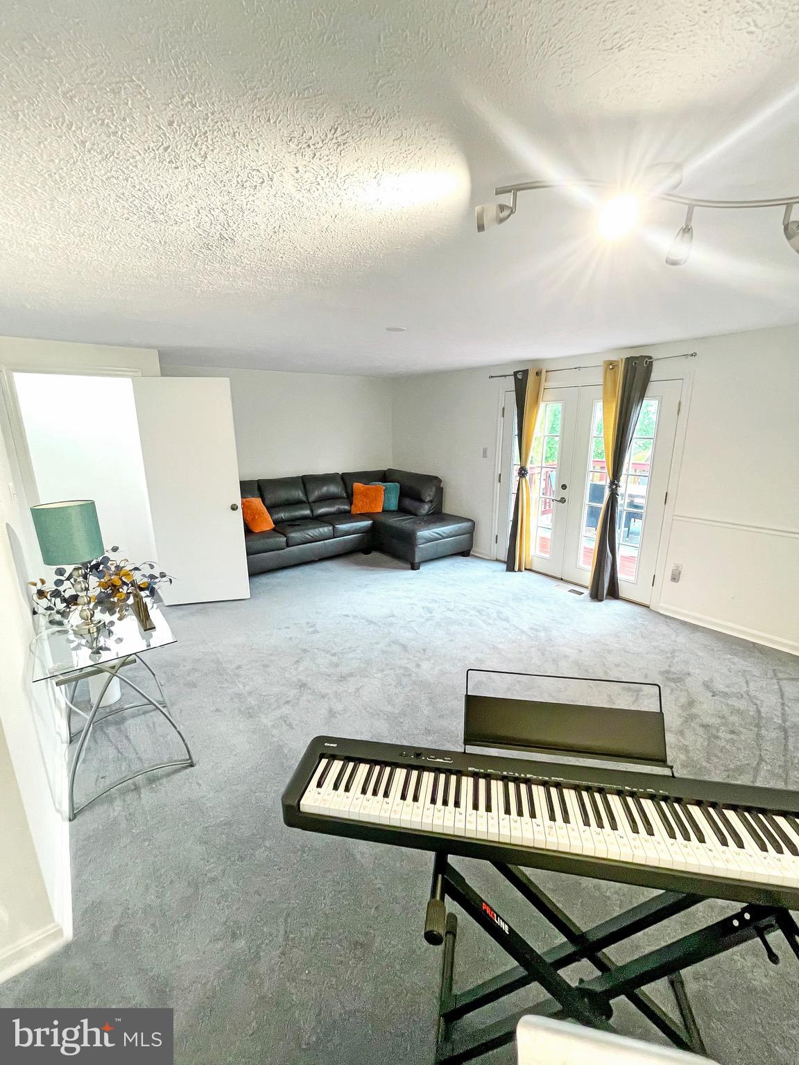 FREDERICKTOWNE VILLAGE - Residential