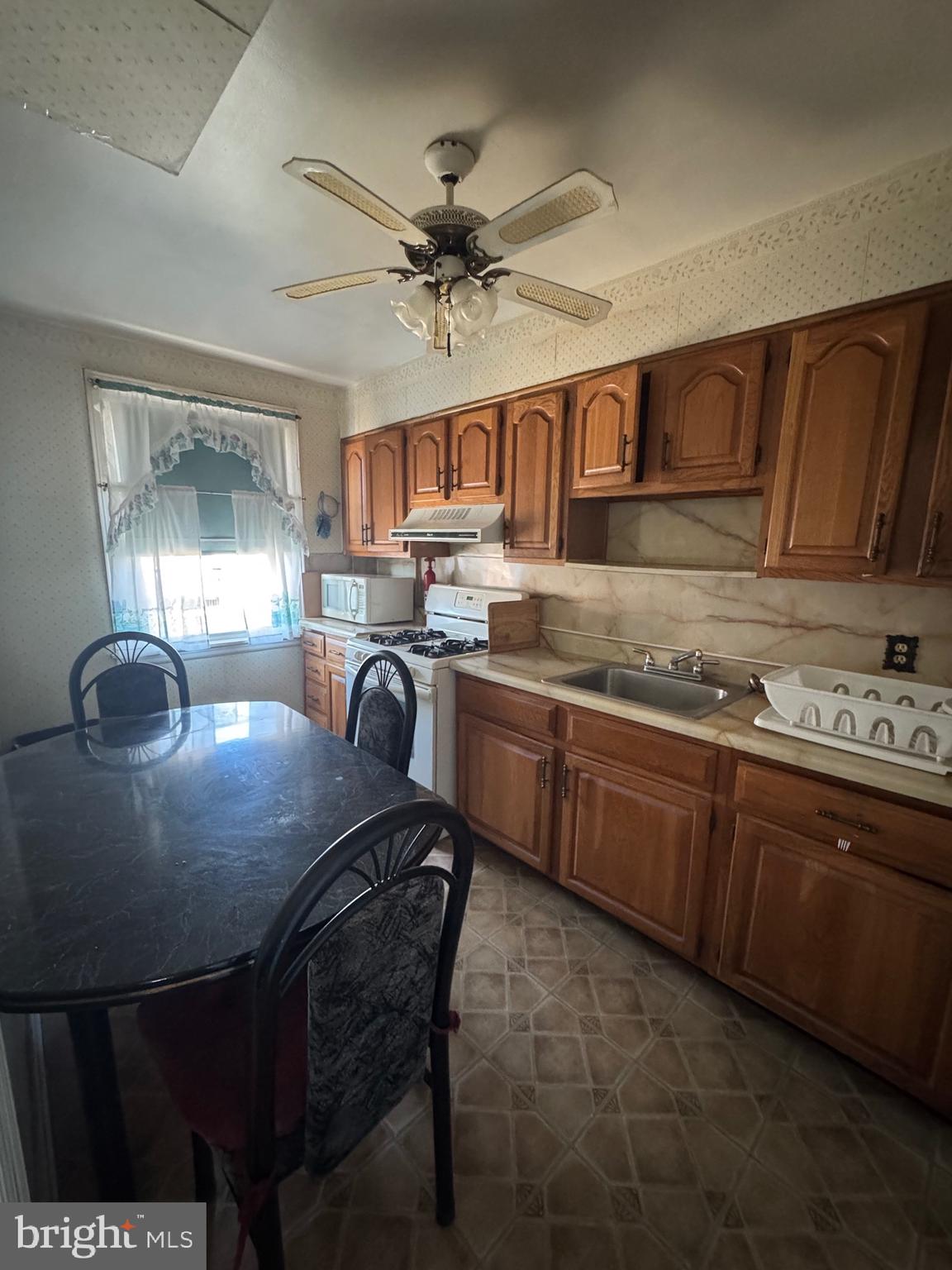 CEDARBROOK - Residential