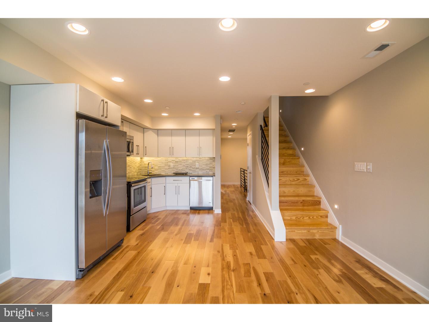 POINT BREEZE - Residential