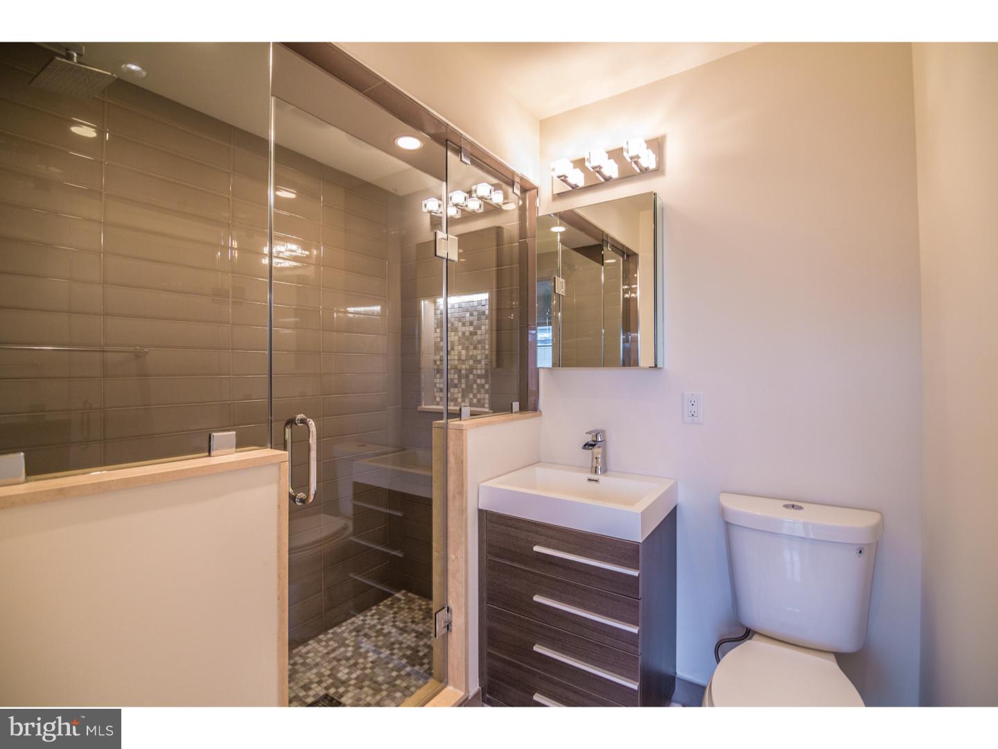 POINT BREEZE - Residential