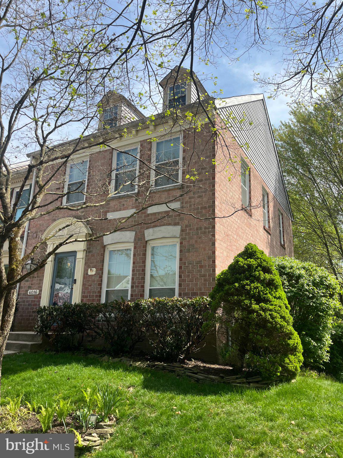 CROMWELL STATION - Residential