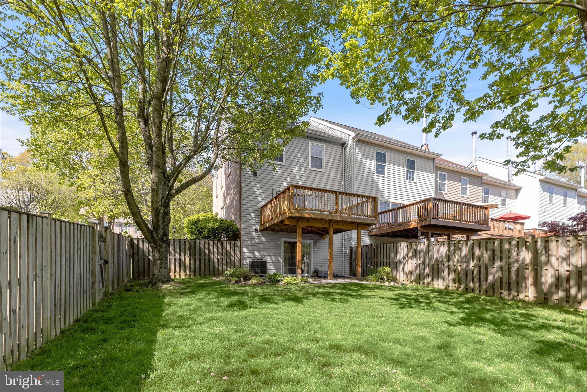 CROMWELL STATION - Residential