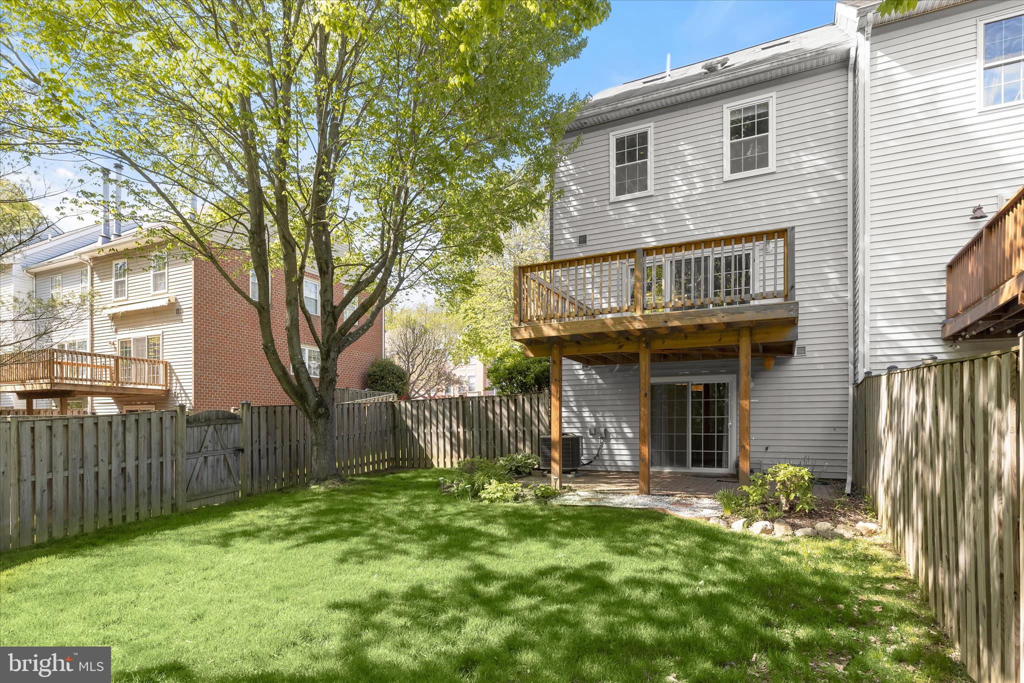 CROMWELL STATION - Residential