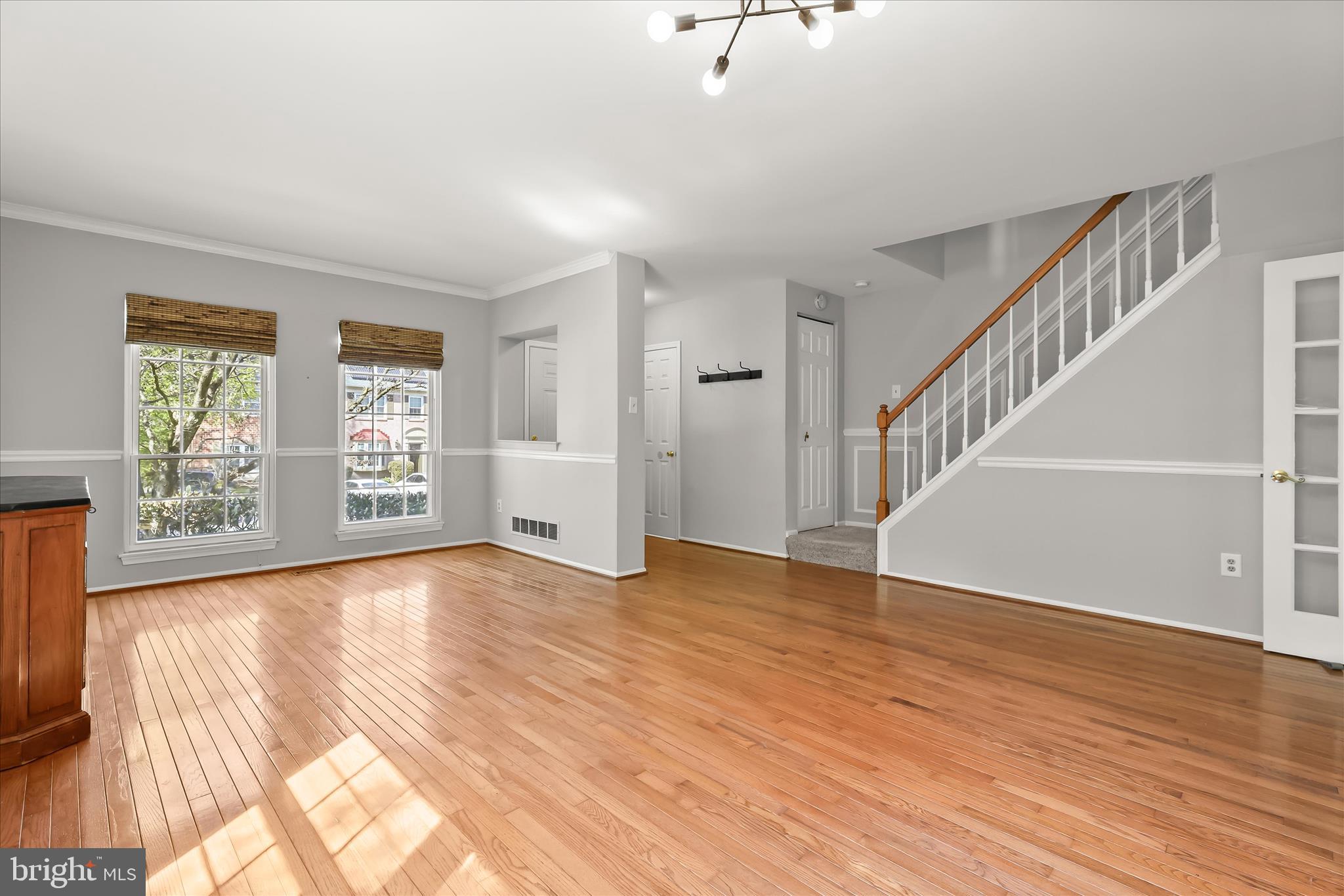 CROMWELL STATION - Residential