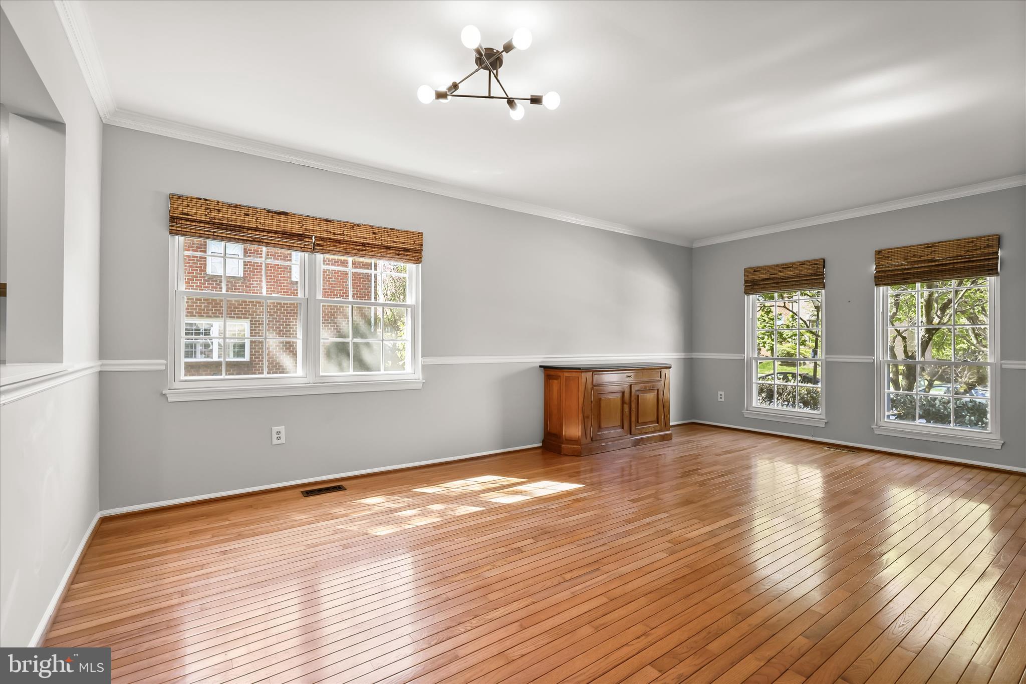 CROMWELL STATION - Residential