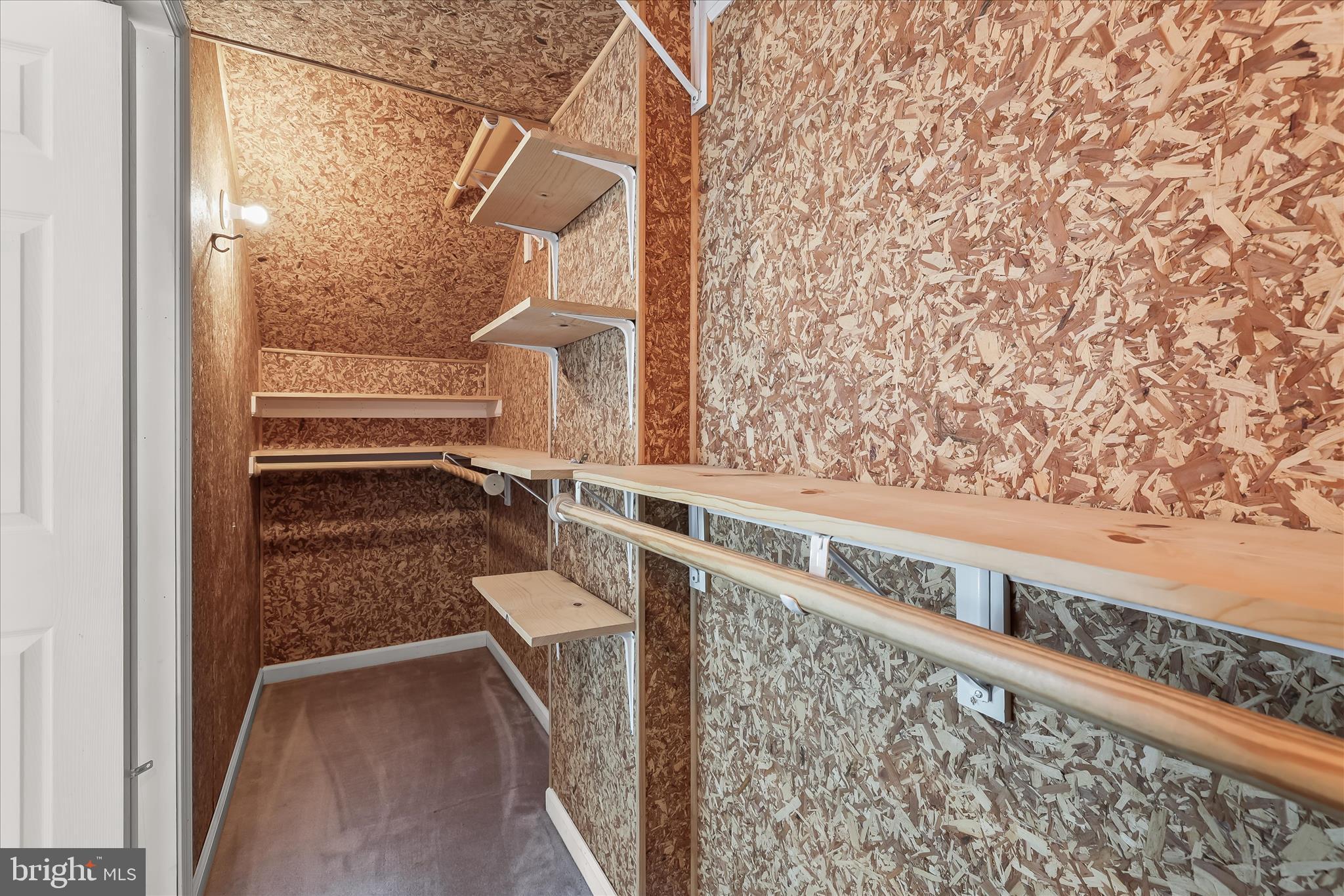 CROMWELL STATION - Residential