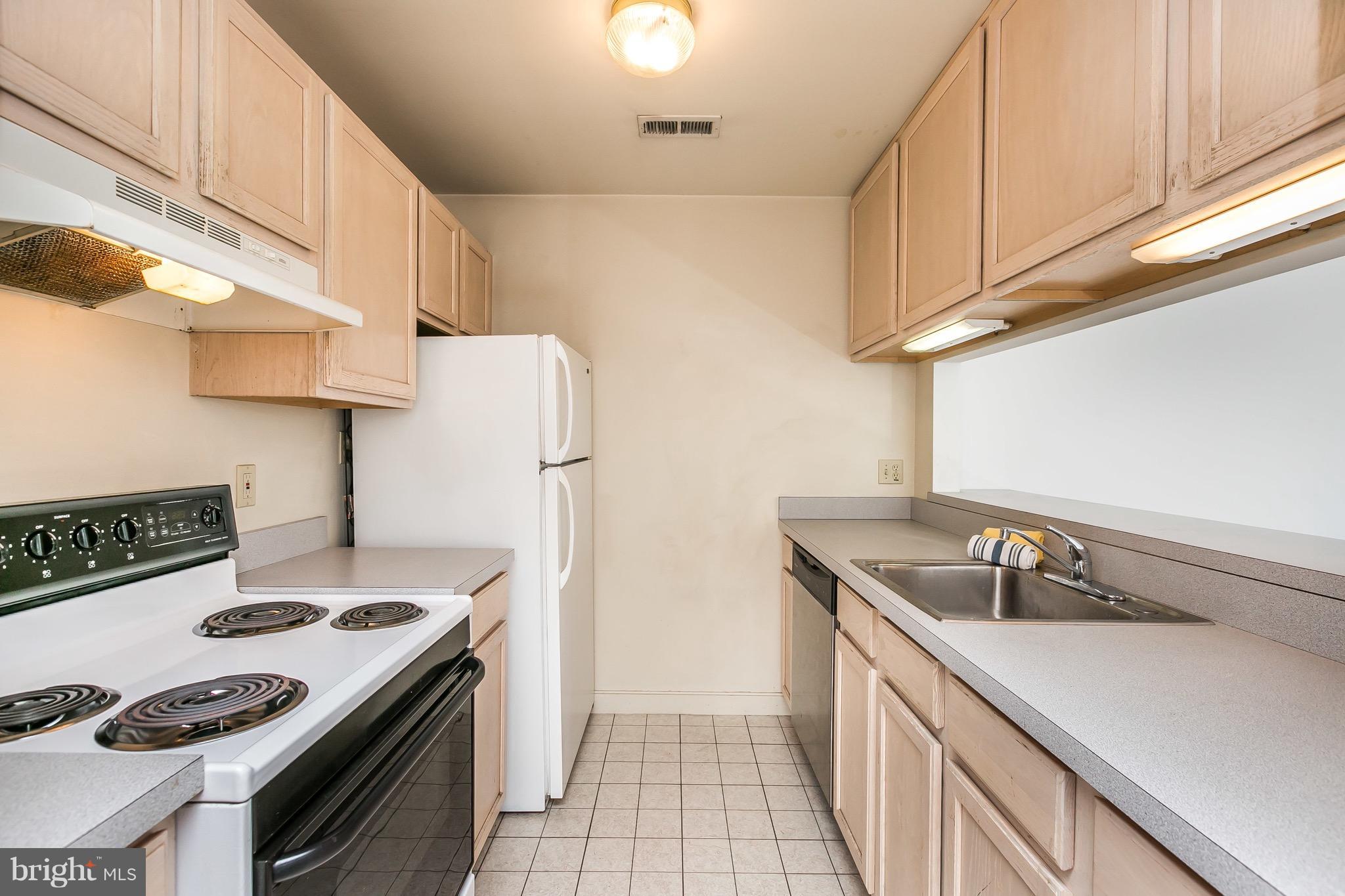 FEDERAL HILL HISTORIC DISTRICT - Residential Lease