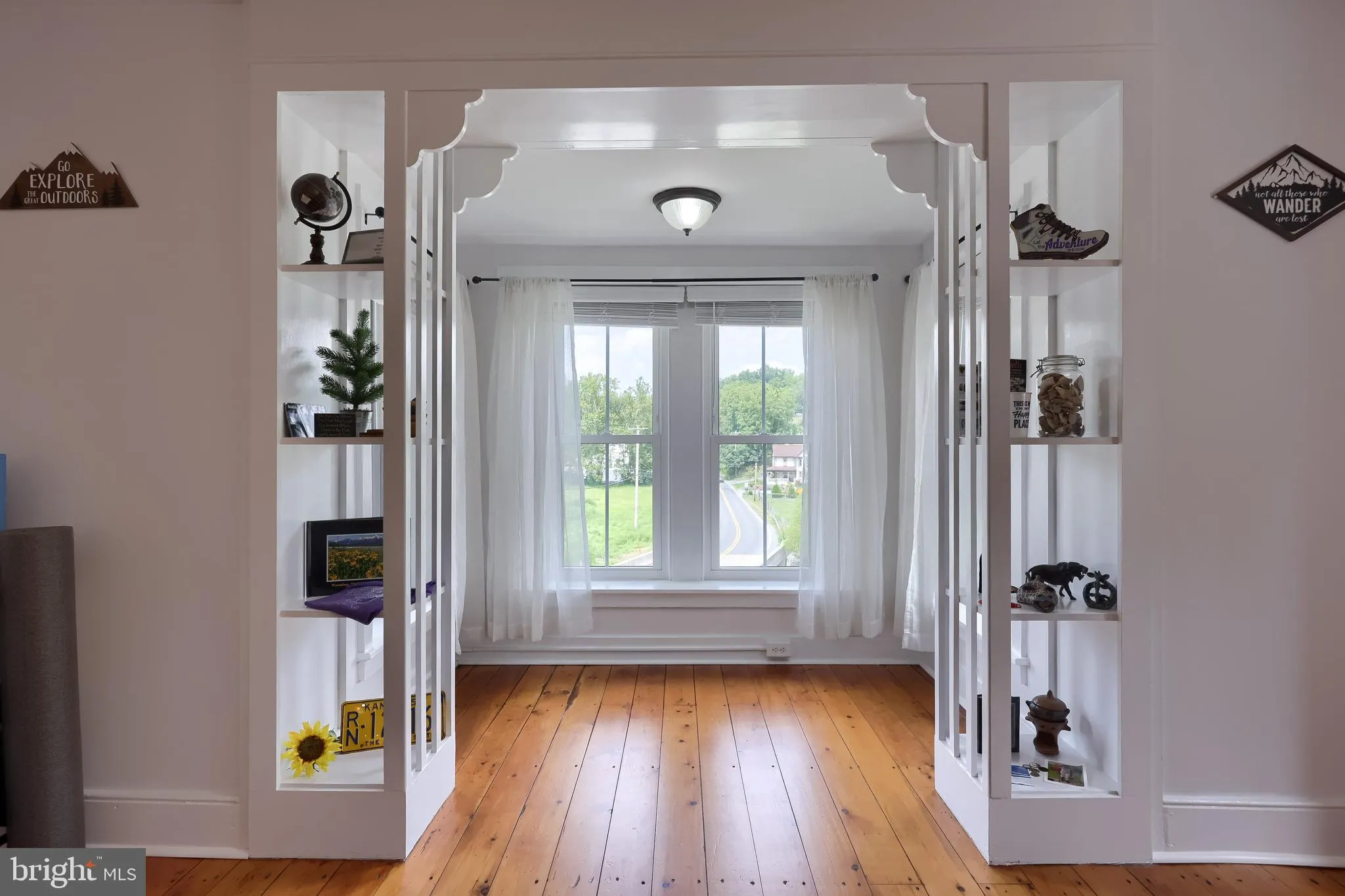 Lititz, Pennsylvania 17543, United States, 4 Bedrooms Bedrooms, ,3 BathroomsBathrooms,Residential,Active,200624