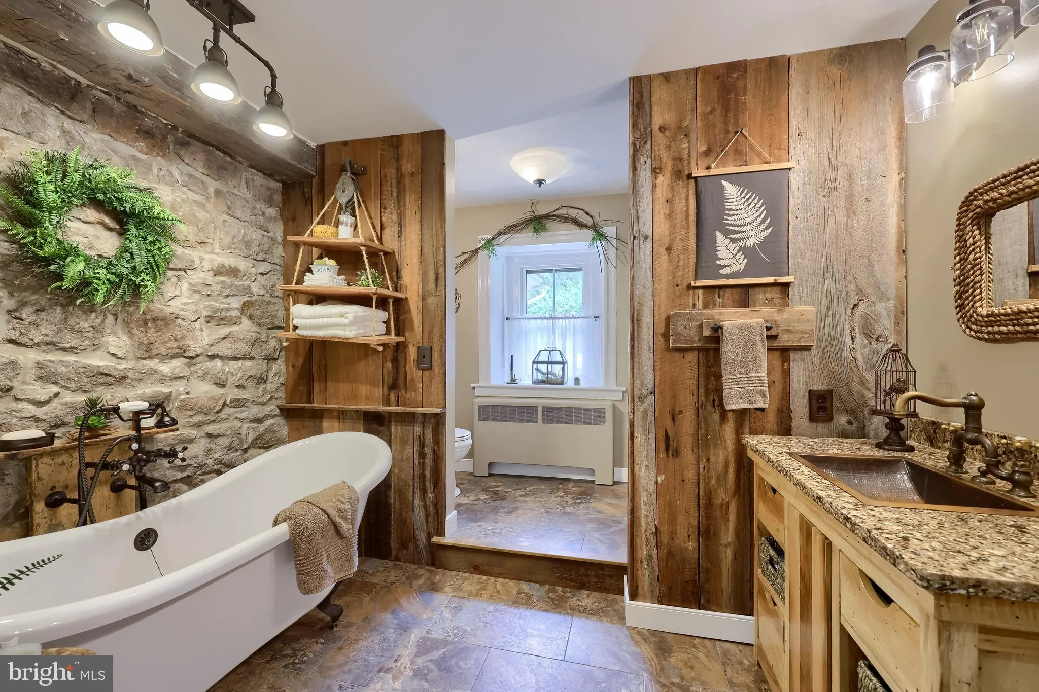 Lititz, Pennsylvania 17543, United States, 4 Bedrooms Bedrooms, ,3 BathroomsBathrooms,Residential,Active,200624