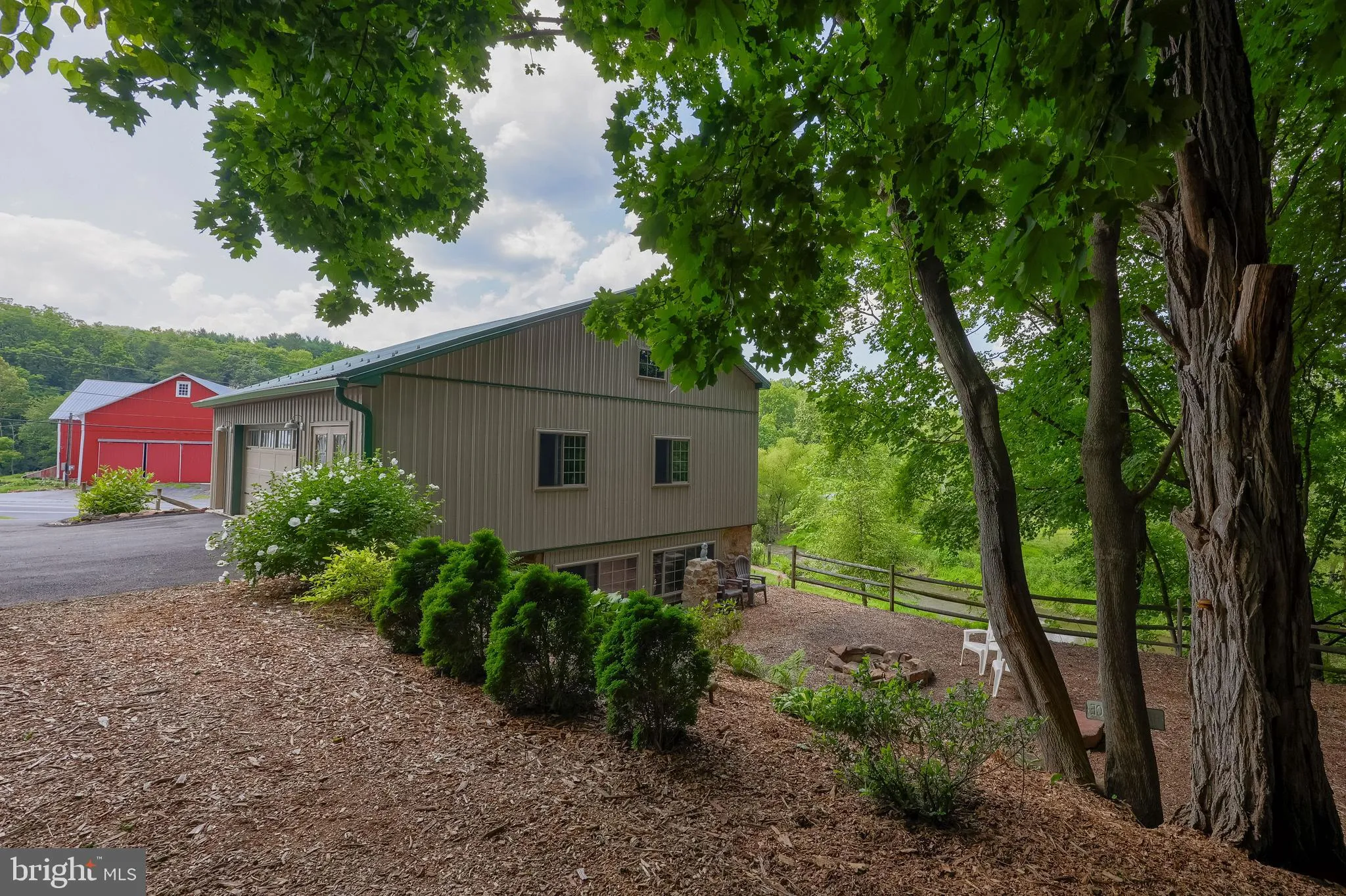 Lititz, Pennsylvania 17543, United States, 4 Bedrooms Bedrooms, ,3 BathroomsBathrooms,Residential,Active,200624