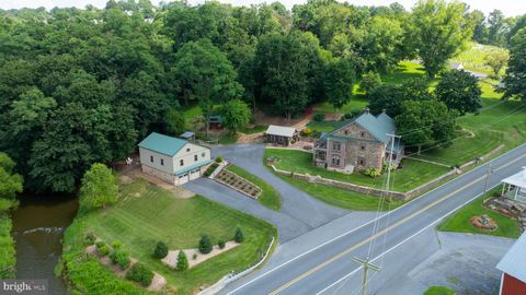 Photo of 335 N Clay Road, LITITZ, PA 17543 (MLS # PALA2073054)