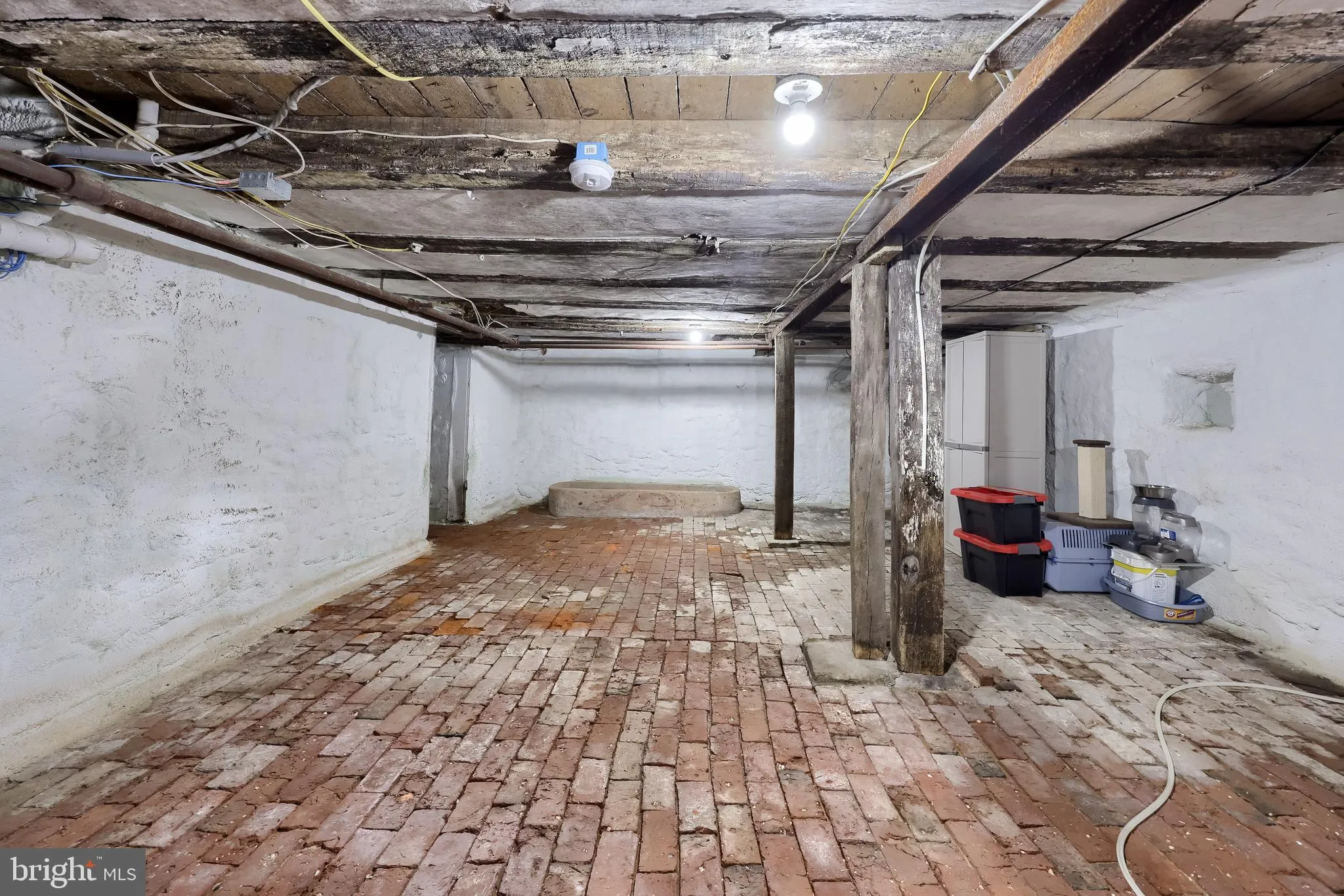 Lititz, Pennsylvania 17543, United States, 4 Bedrooms Bedrooms, ,3 BathroomsBathrooms,Residential,Active,200624