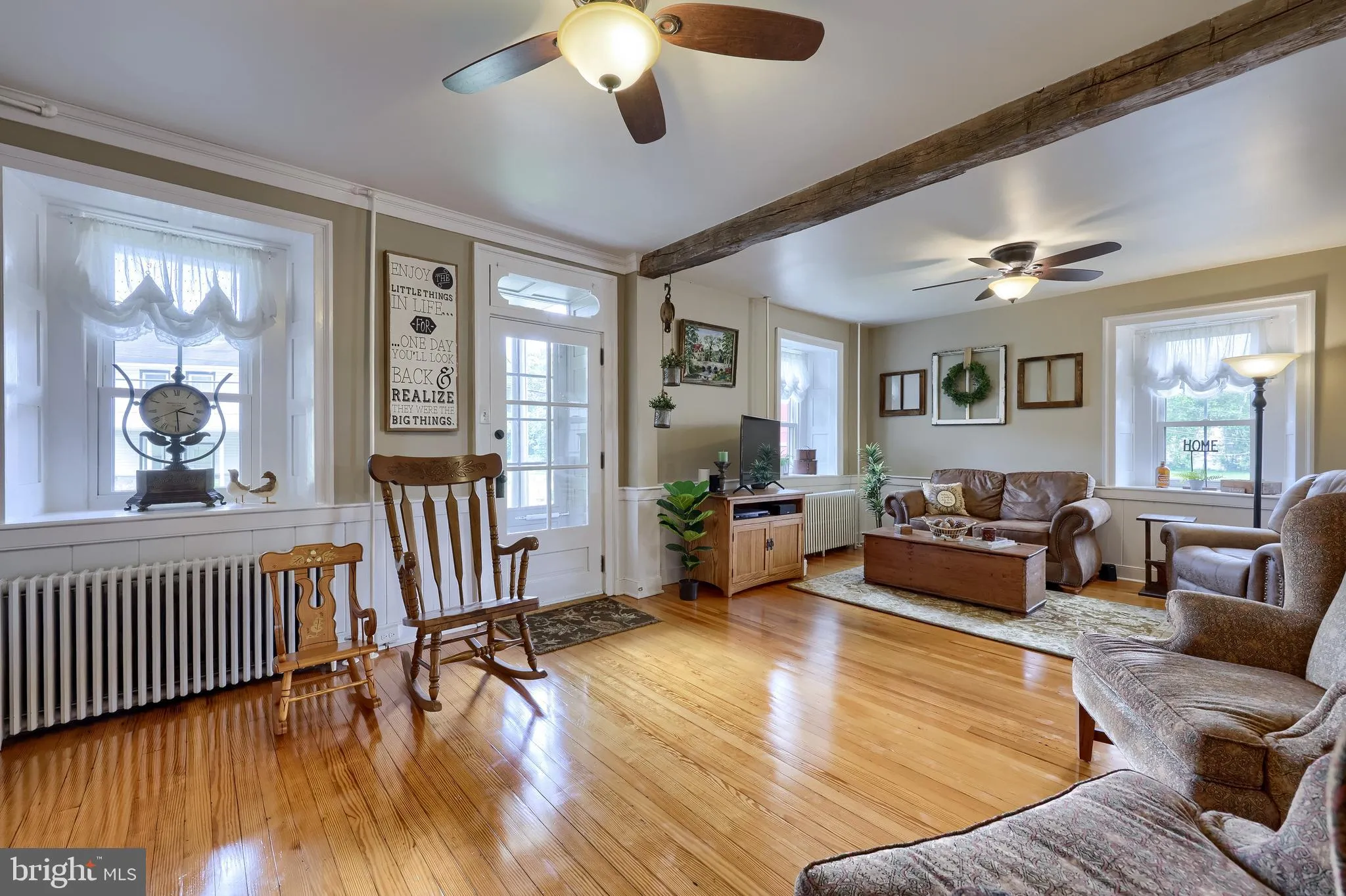 Lititz, Pennsylvania 17543, United States, 4 Bedrooms Bedrooms, ,3 BathroomsBathrooms,Residential,Active,200624