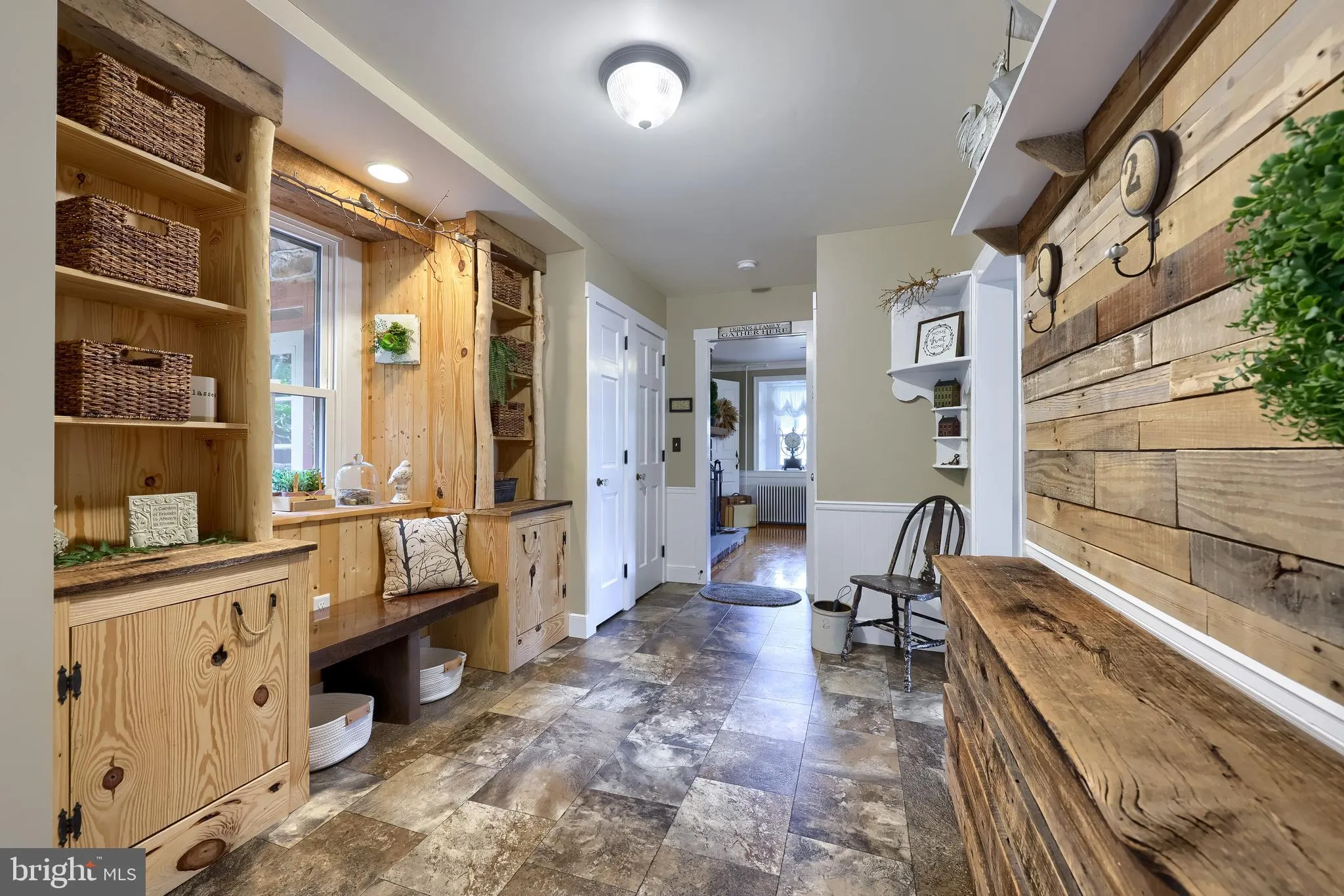 Lititz, Pennsylvania 17543, United States, 4 Bedrooms Bedrooms, ,3 BathroomsBathrooms,Residential,Active,200624