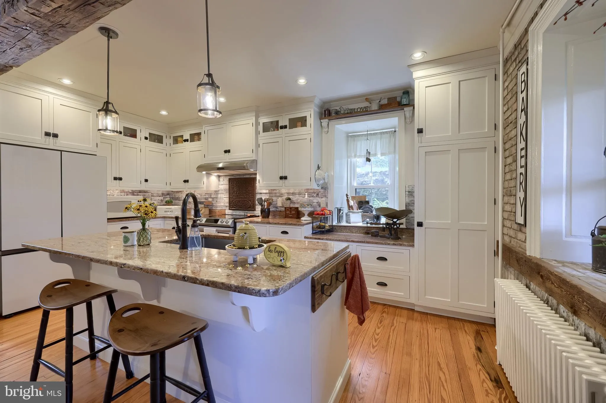 Lititz, Pennsylvania 17543, United States, 4 Bedrooms Bedrooms, ,3 BathroomsBathrooms,Residential,Active,200624