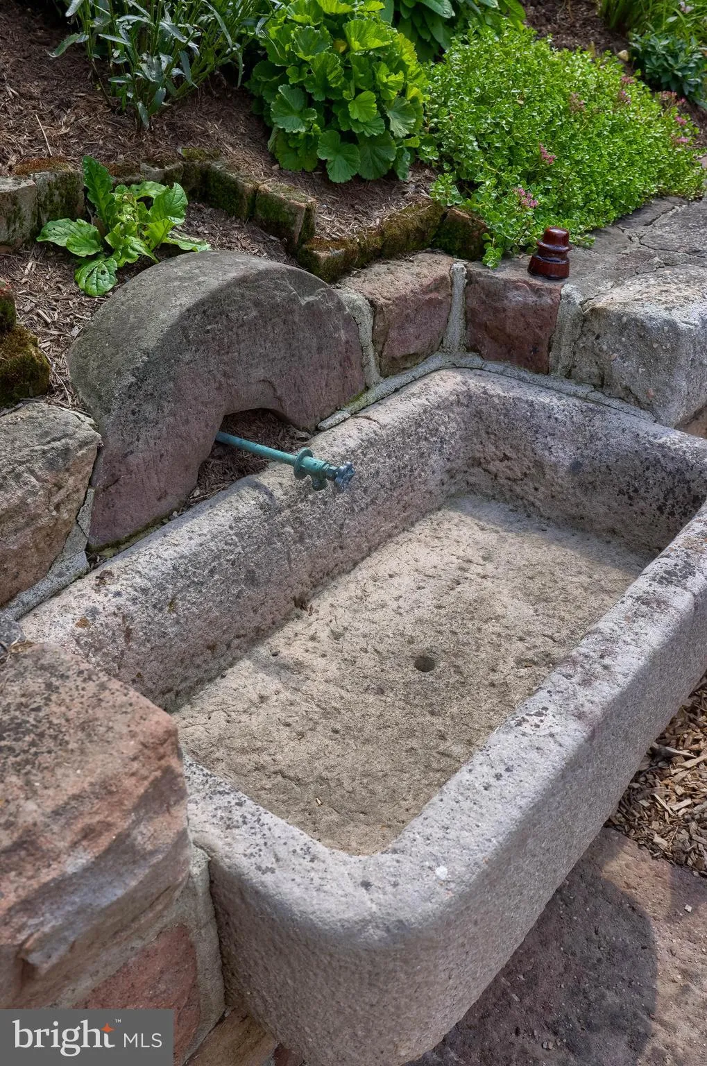 Lititz, Pennsylvania 17543, United States, 4 Bedrooms Bedrooms, ,3 BathroomsBathrooms,Residential,Active,200624