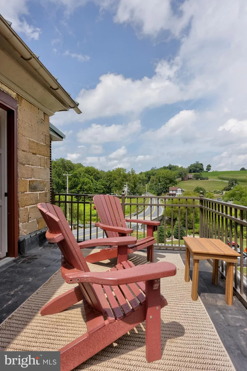 Lititz, Pennsylvania 17543, United States, 4 Bedrooms Bedrooms, ,3 BathroomsBathrooms,Residential,Active,200624