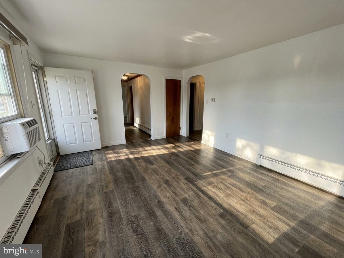 415 N PROGRESS AVENUE