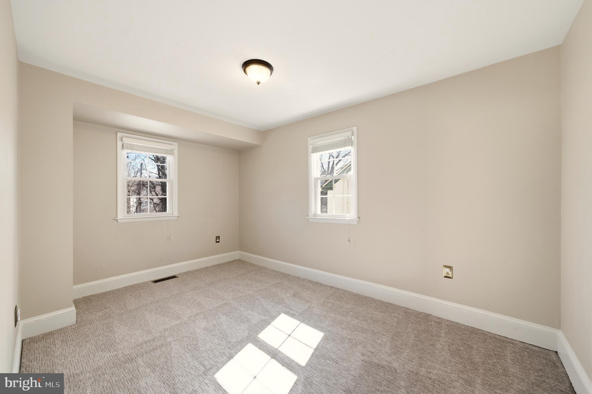 CONSHOHOCKEN - Residential