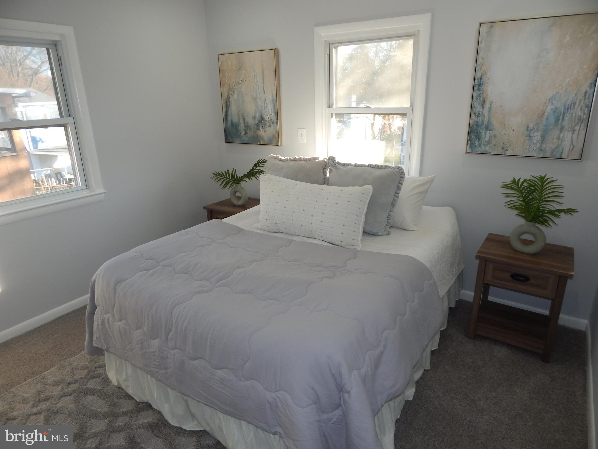 CHARLTON HEIGHTS - Residential