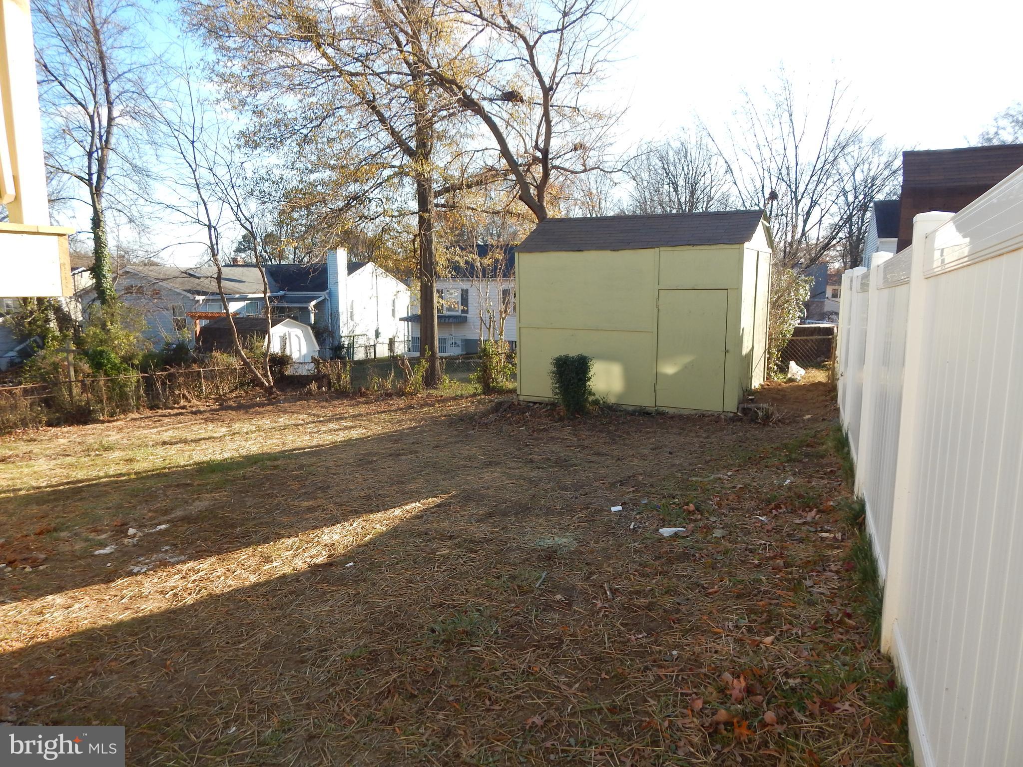 CHARLTON HEIGHTS - Residential