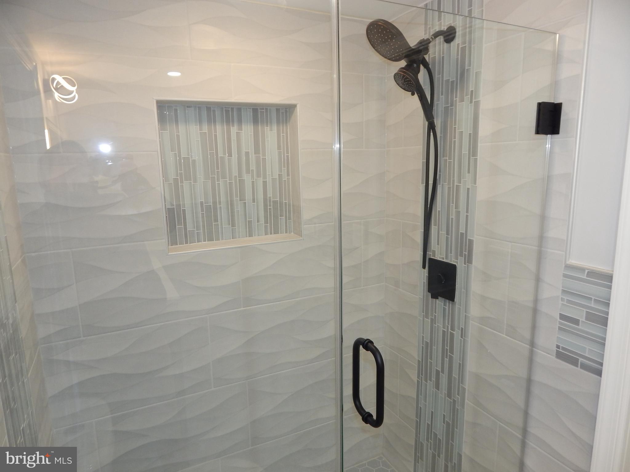 CHARLTON HEIGHTS - Residential