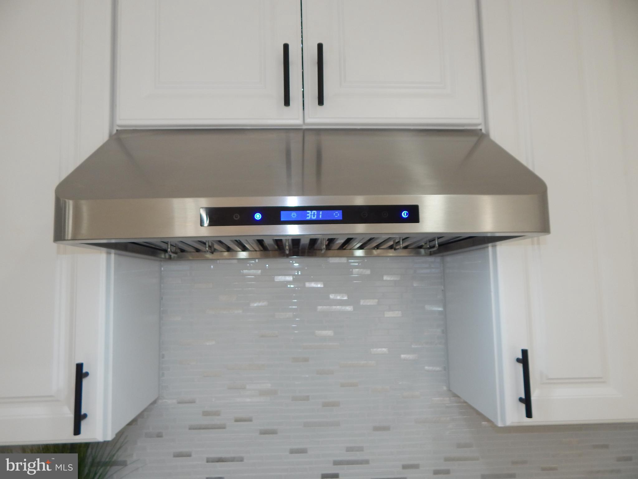 CHARLTON HEIGHTS - Residential