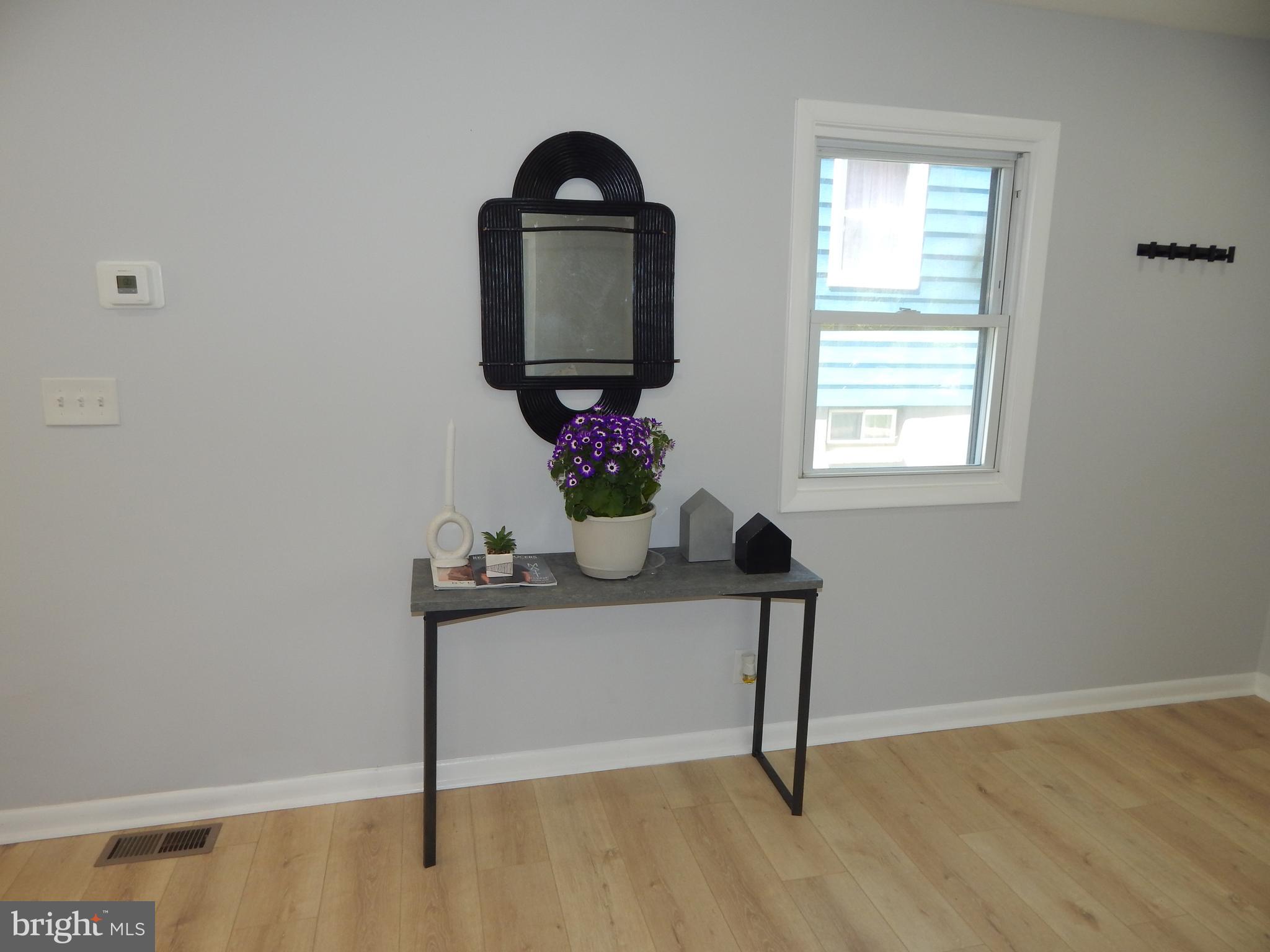 CHARLTON HEIGHTS - Residential