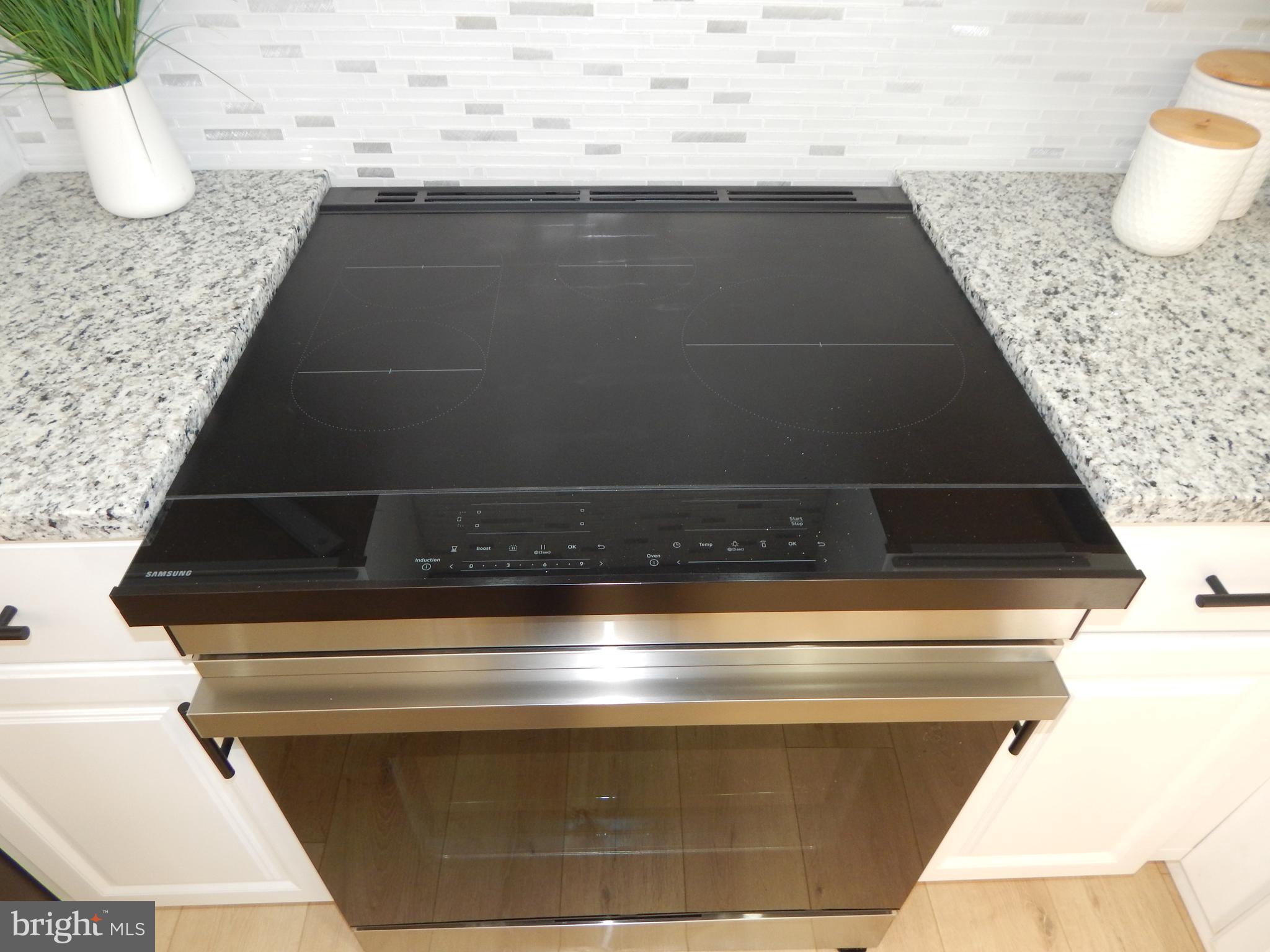 CHARLTON HEIGHTS - Residential