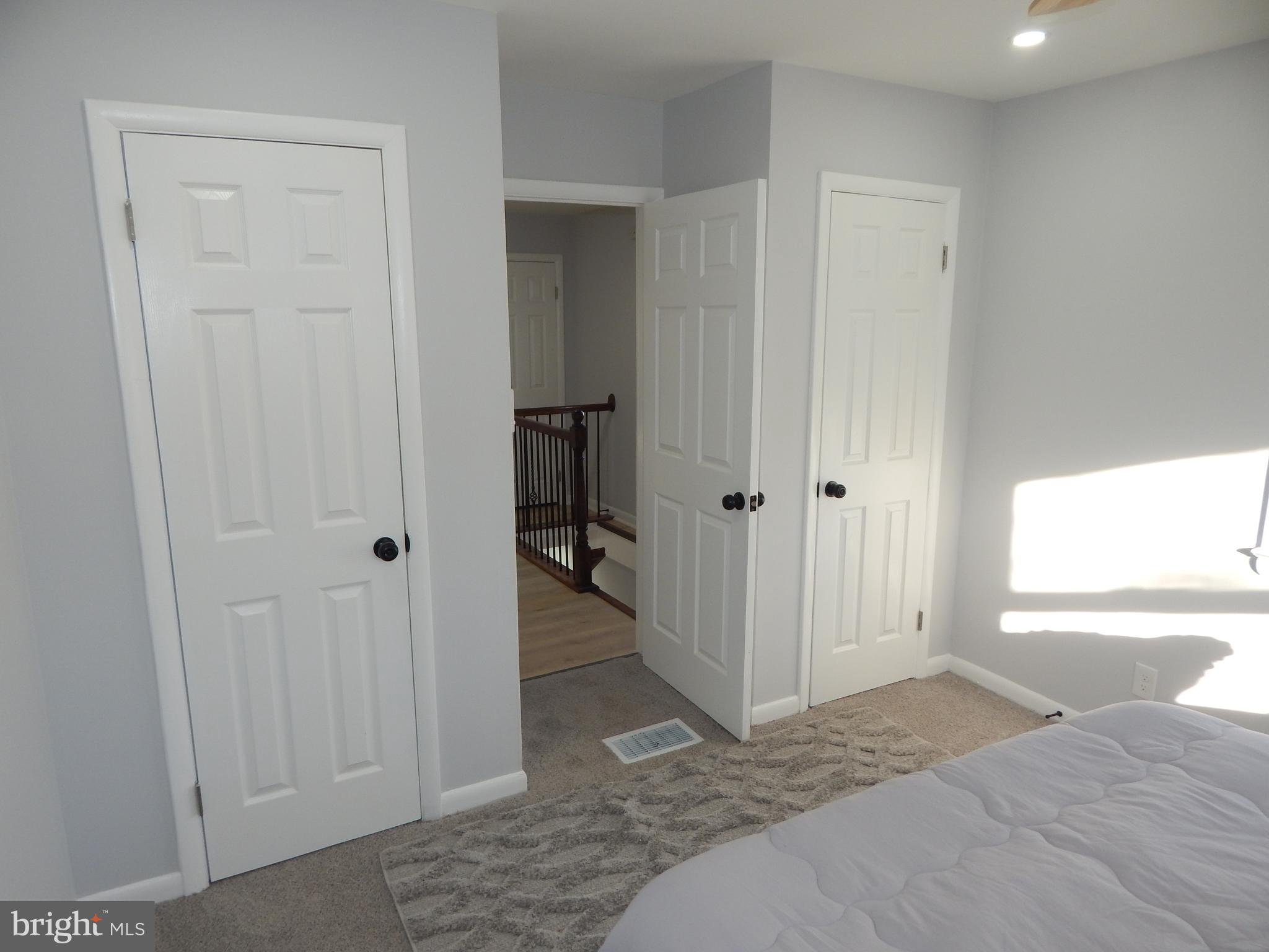 CHARLTON HEIGHTS - Residential