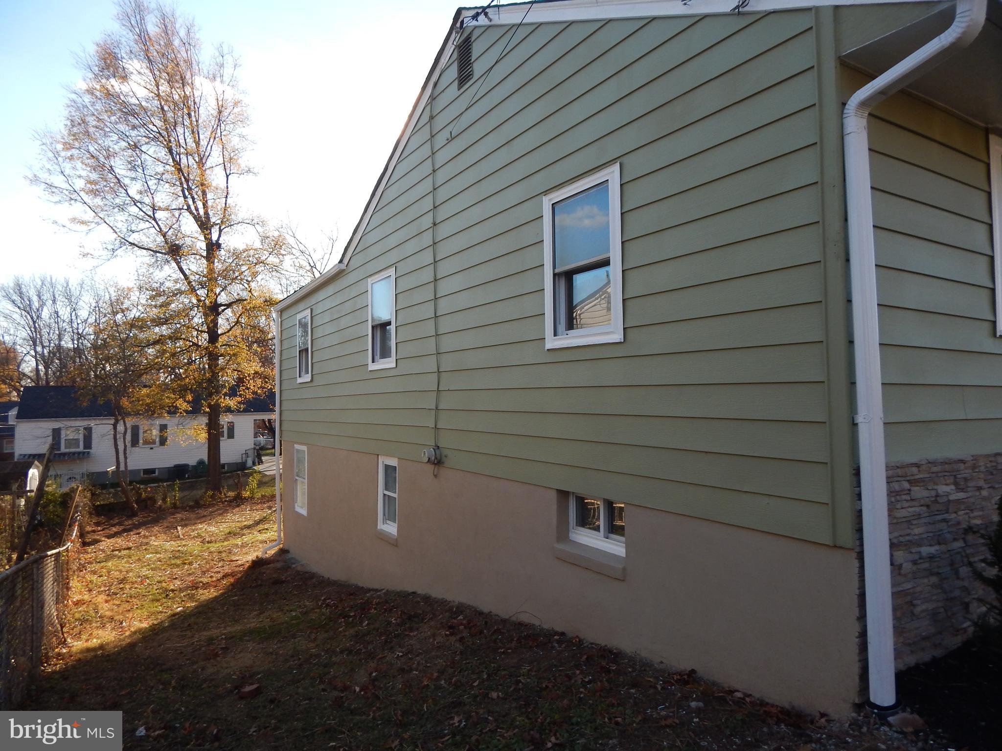 5927 BERWYN ROAD