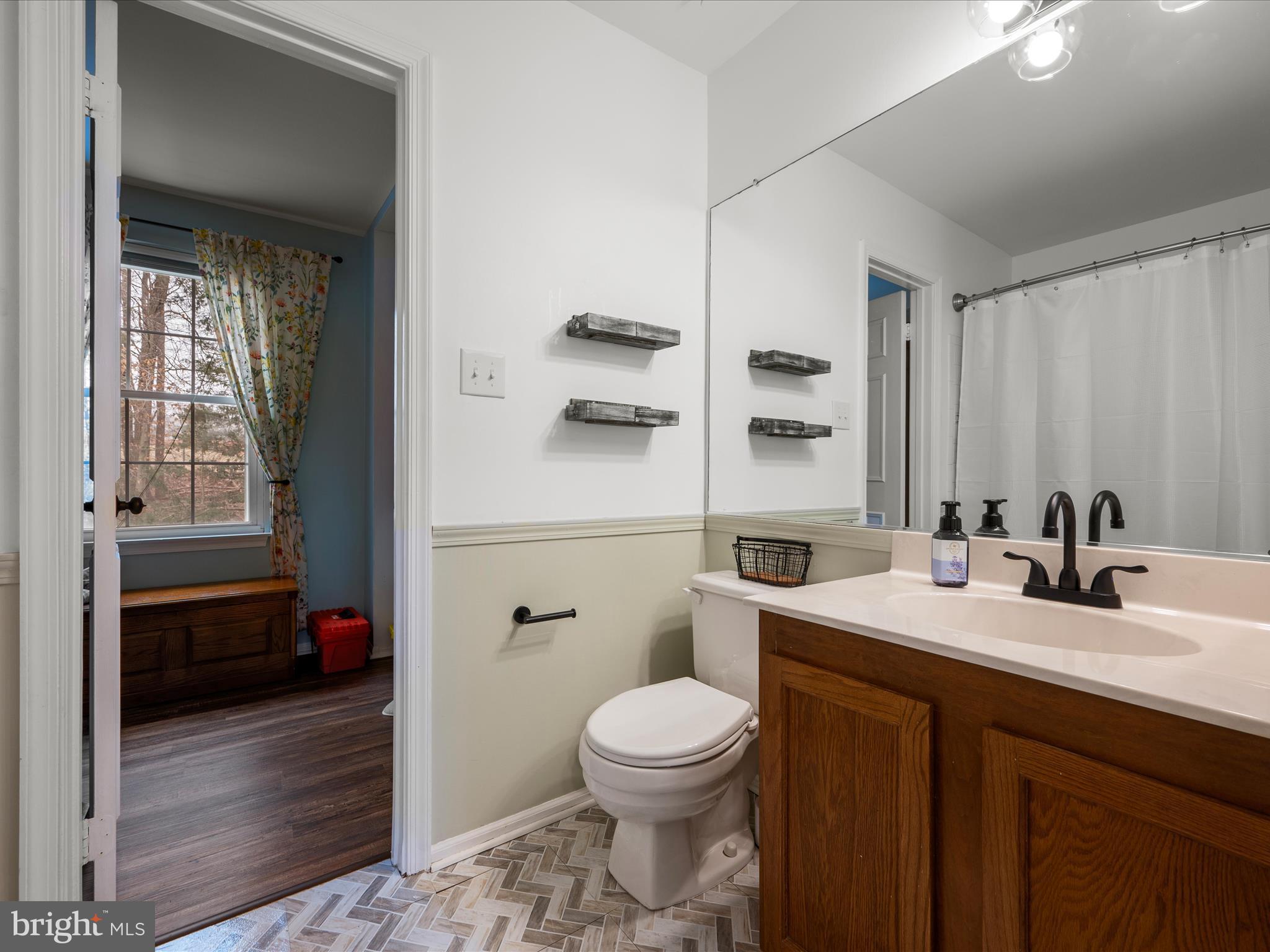 LAKE RIDGE - Residential